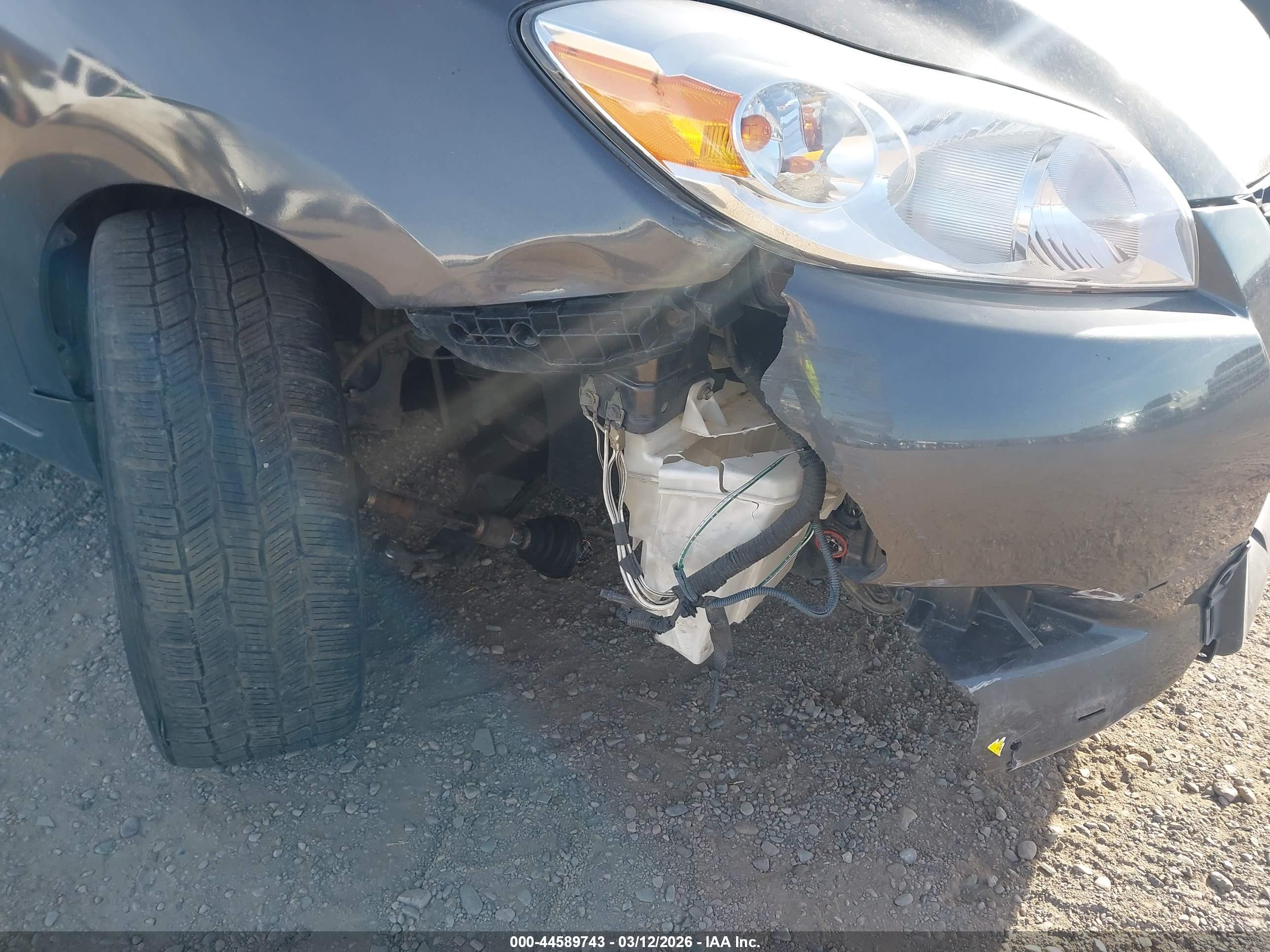 TOYOTA MATRIX image 6