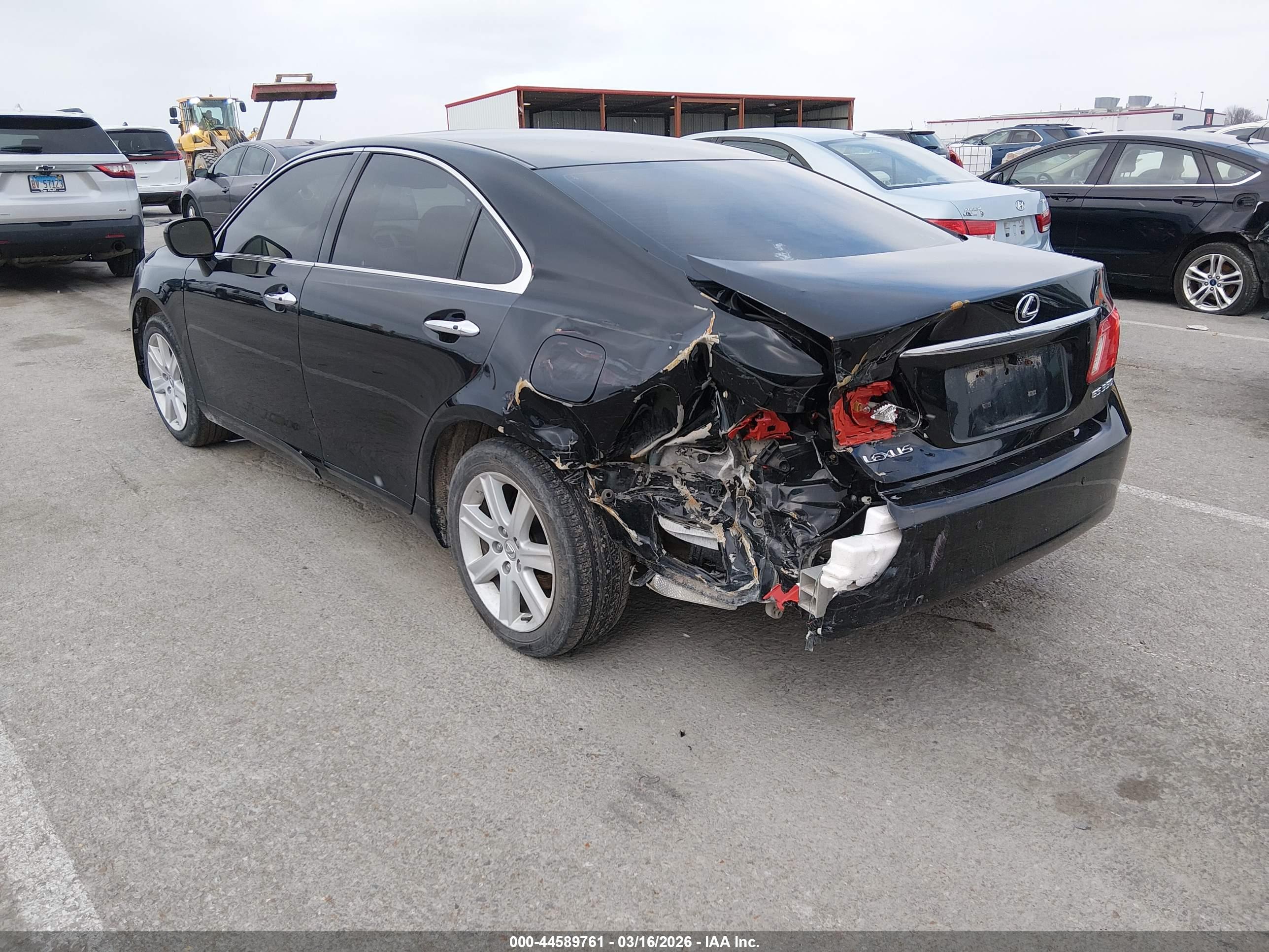 LEXUS ES image 3