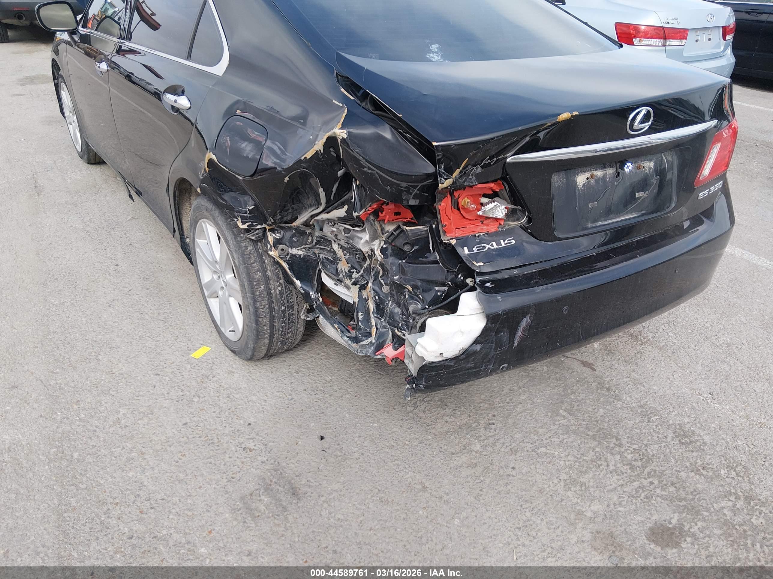 LEXUS ES image 6