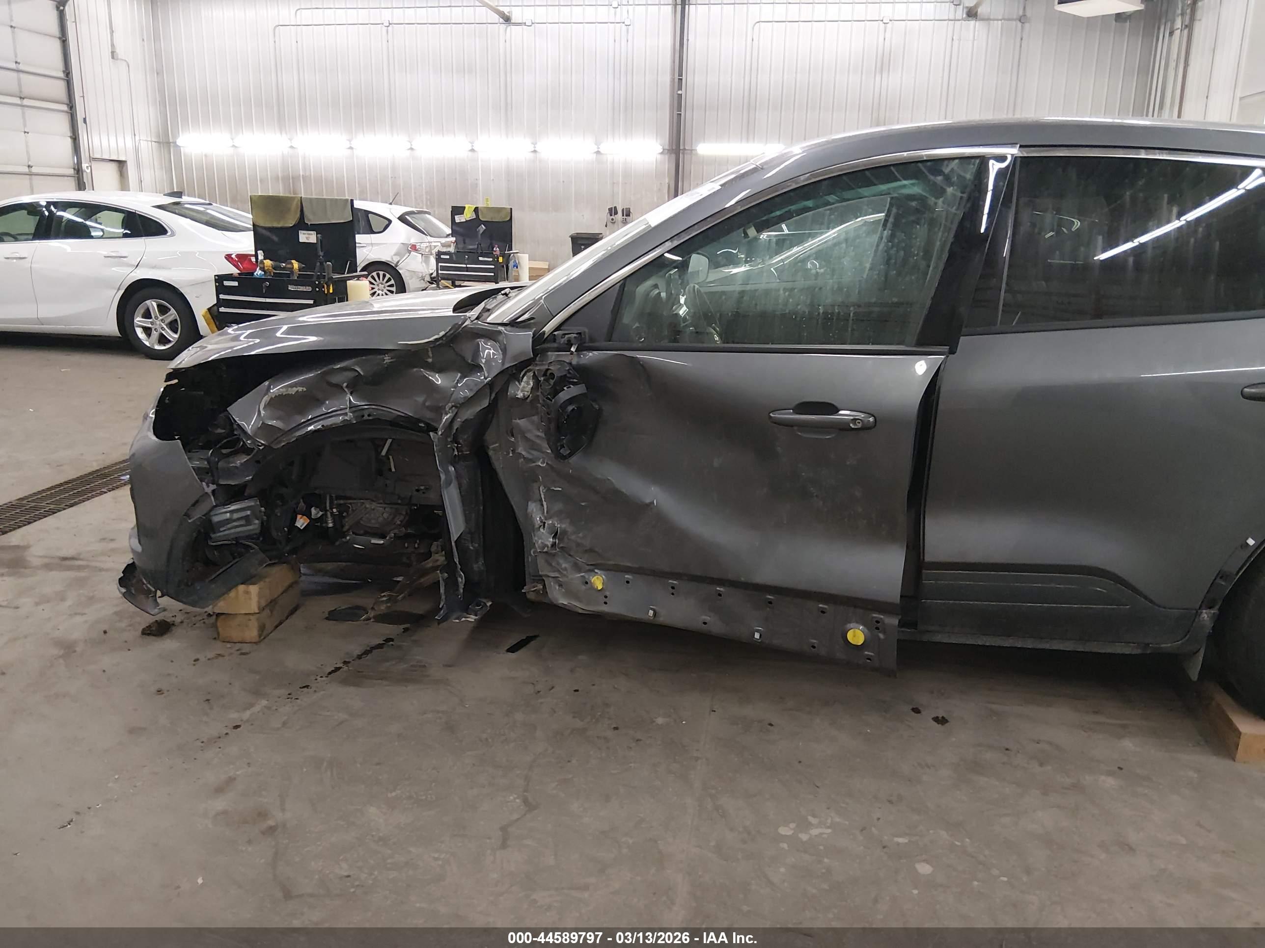 FORD ESCAPE image 6