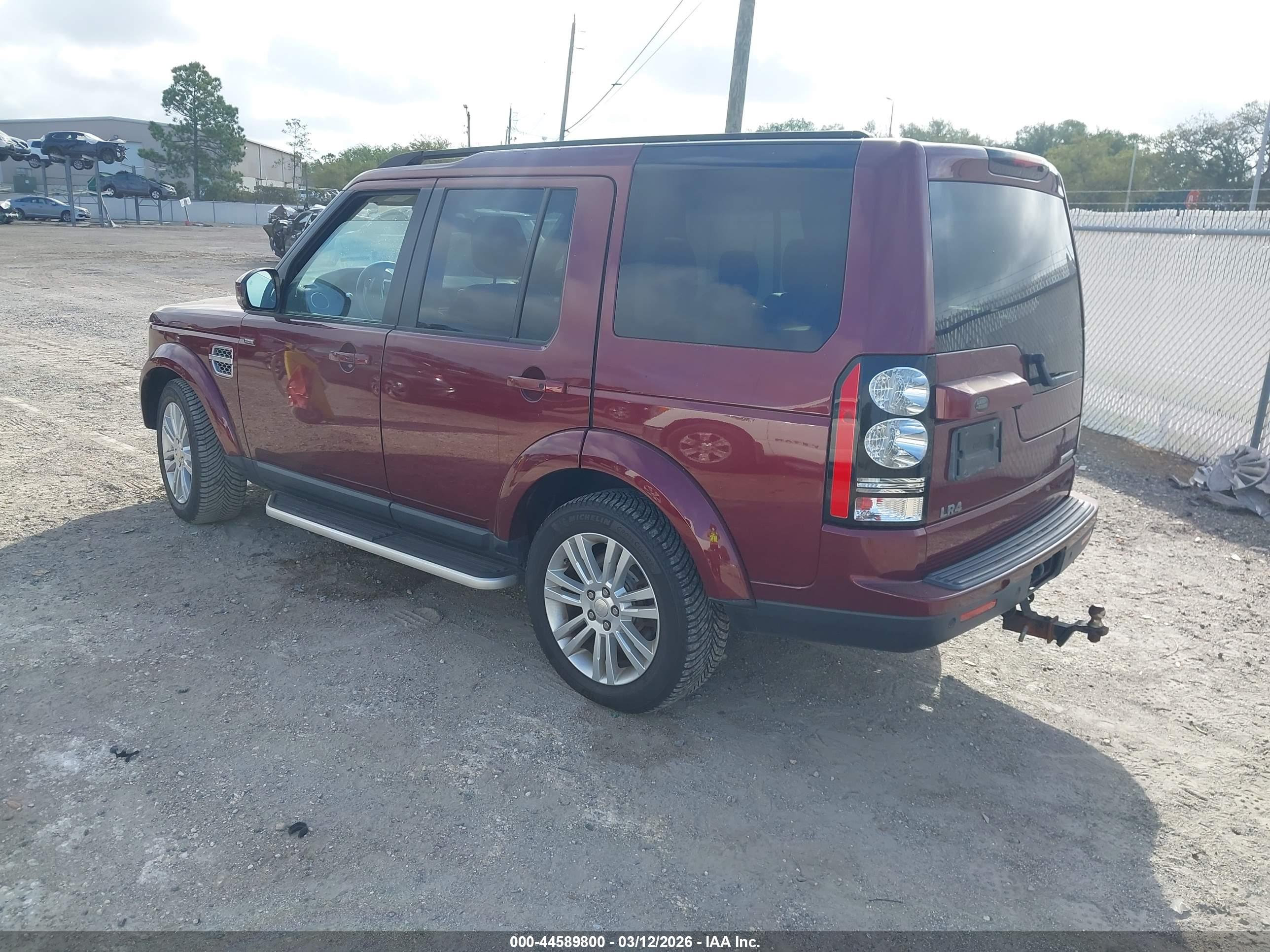 LAND ROVER image 3