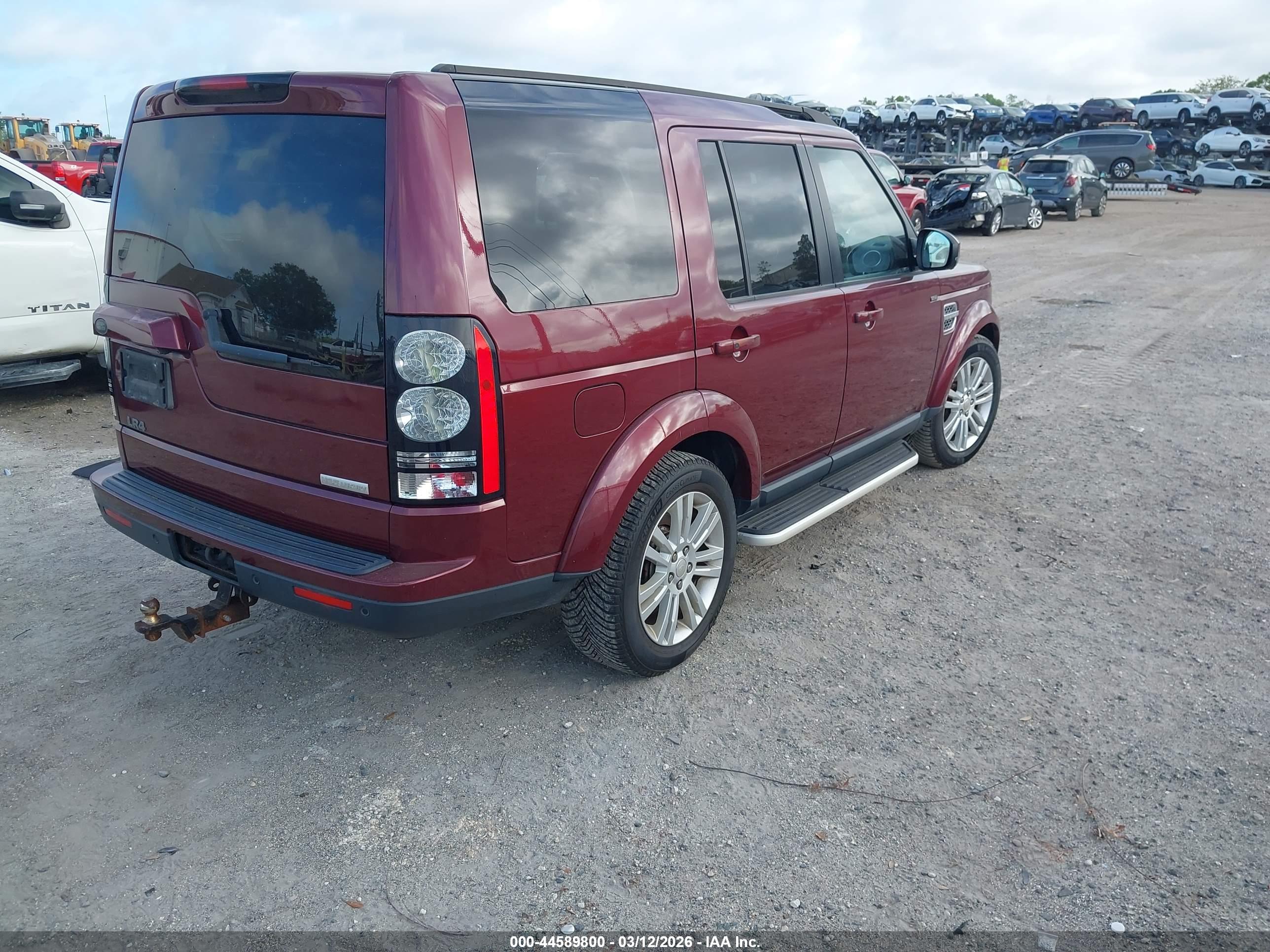 LAND ROVER image 4