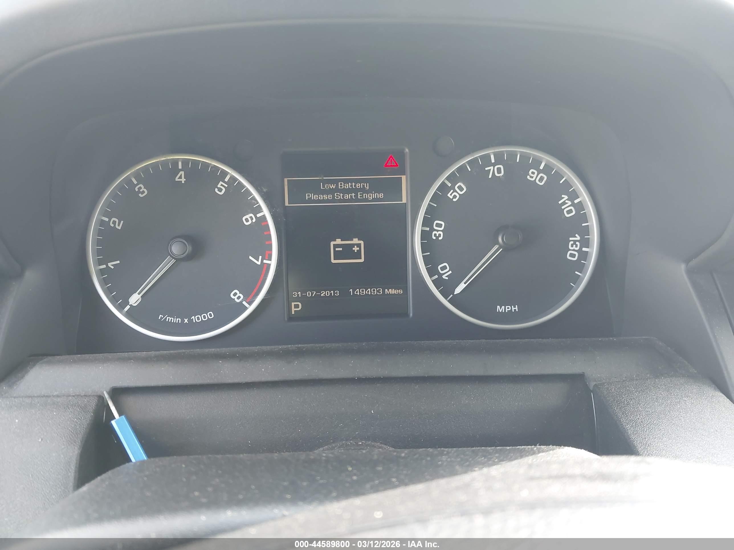 LAND ROVER image 7