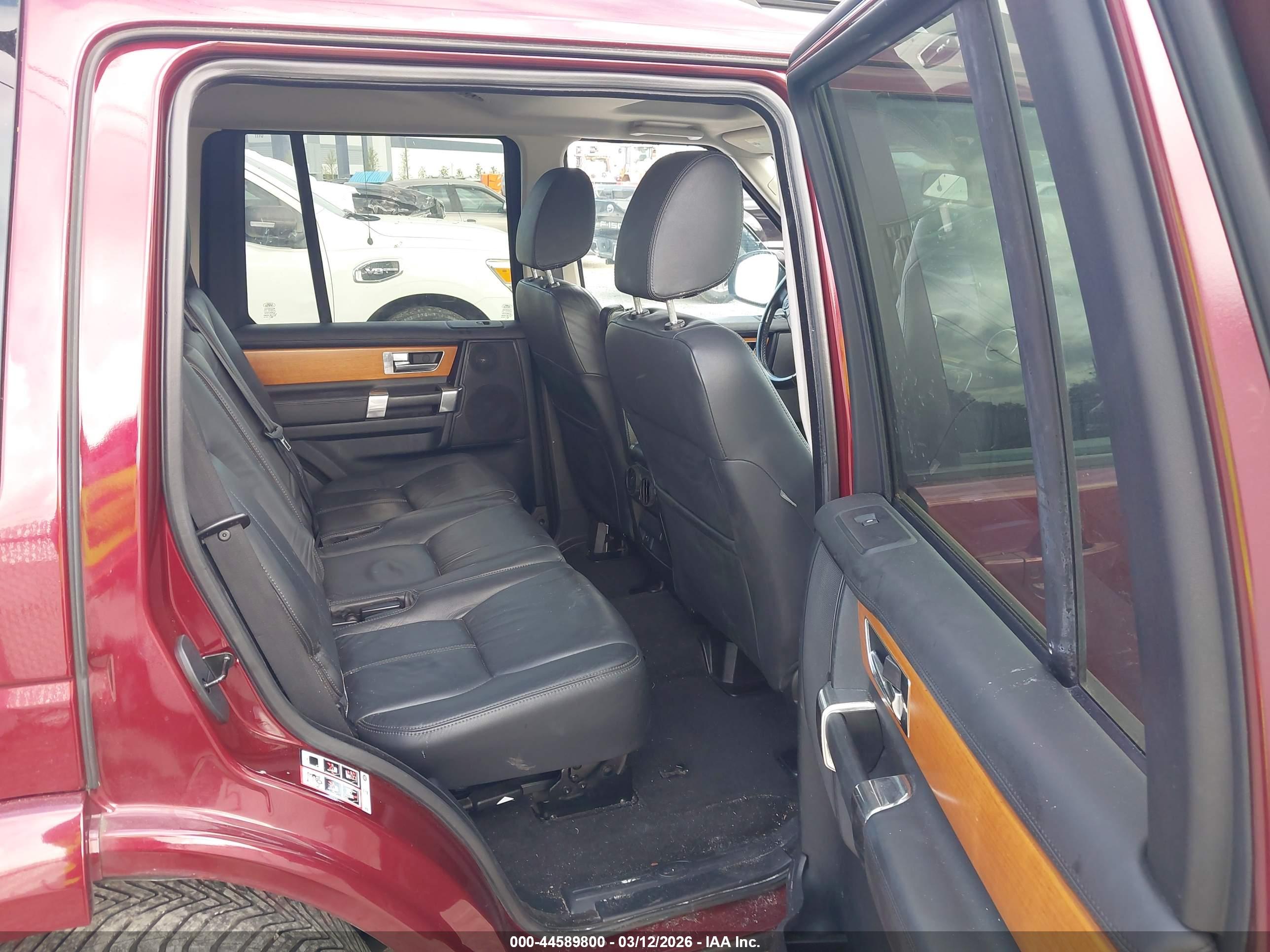LAND ROVER image 8