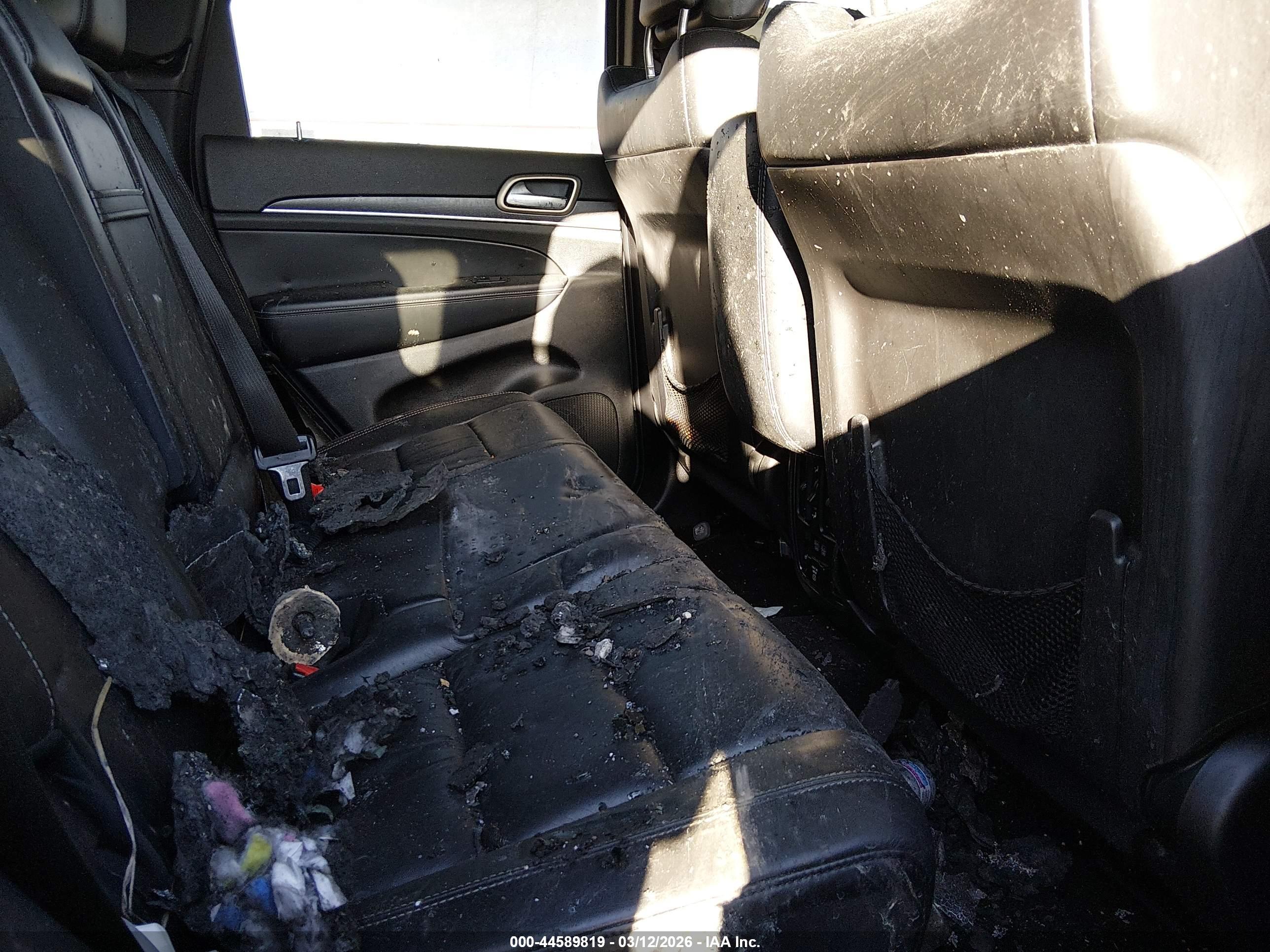 JEEP GRAND image 8