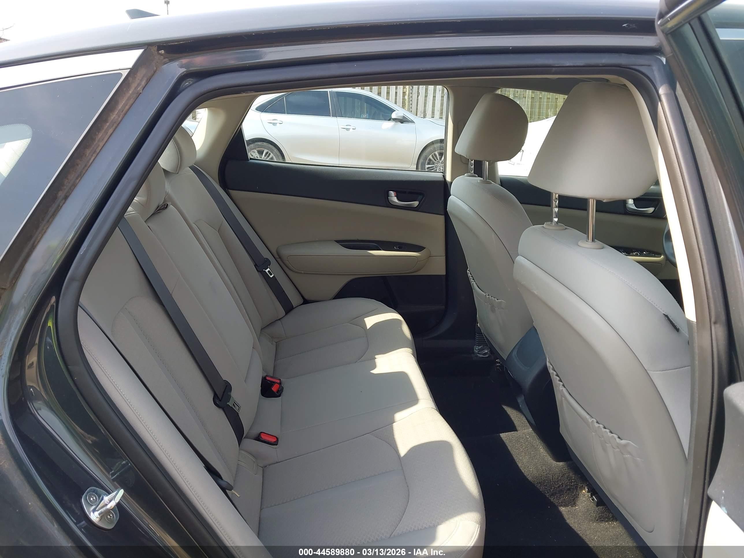 KIA OPTIMA image 8