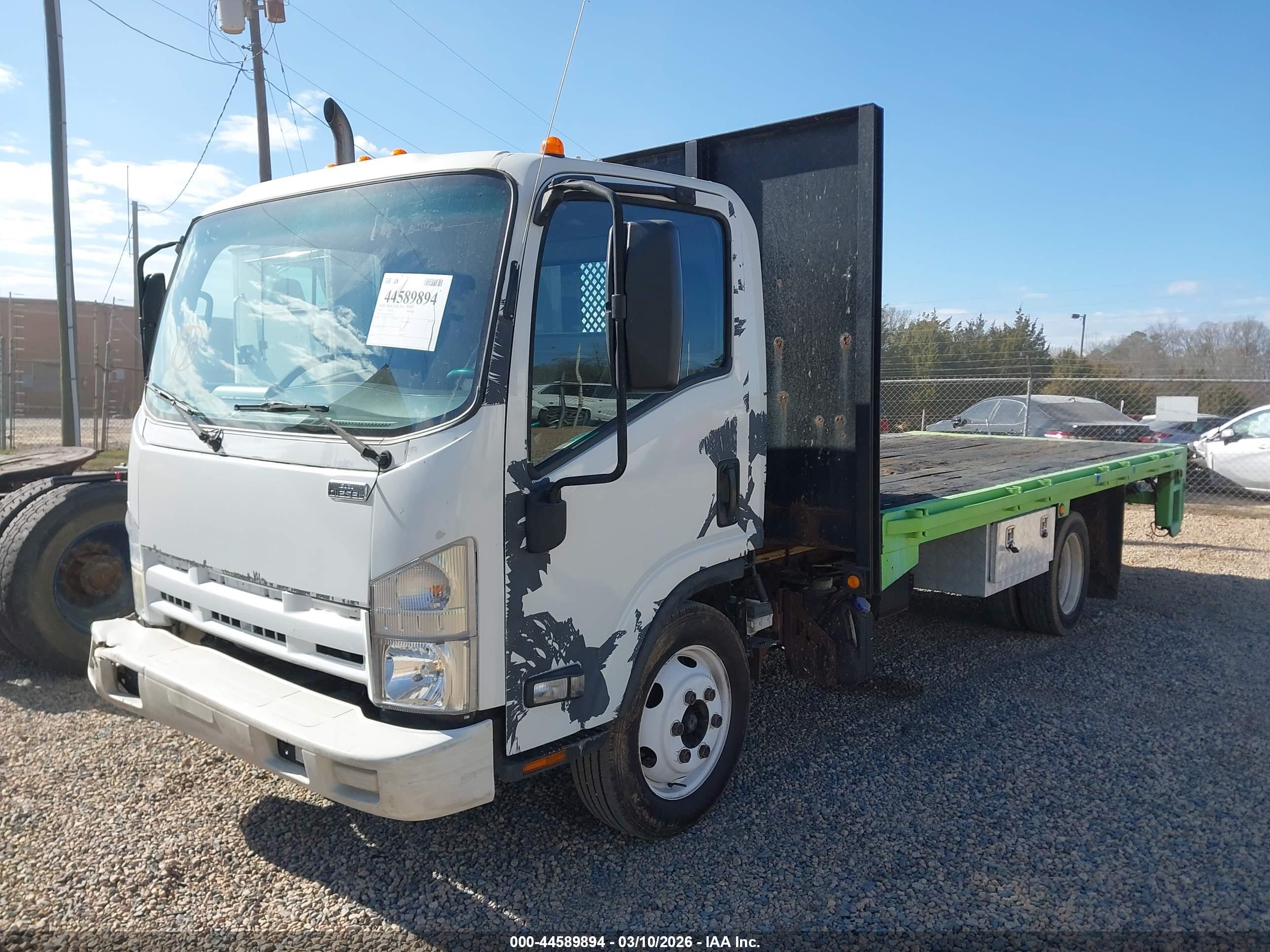 ISUZU NPR image 2