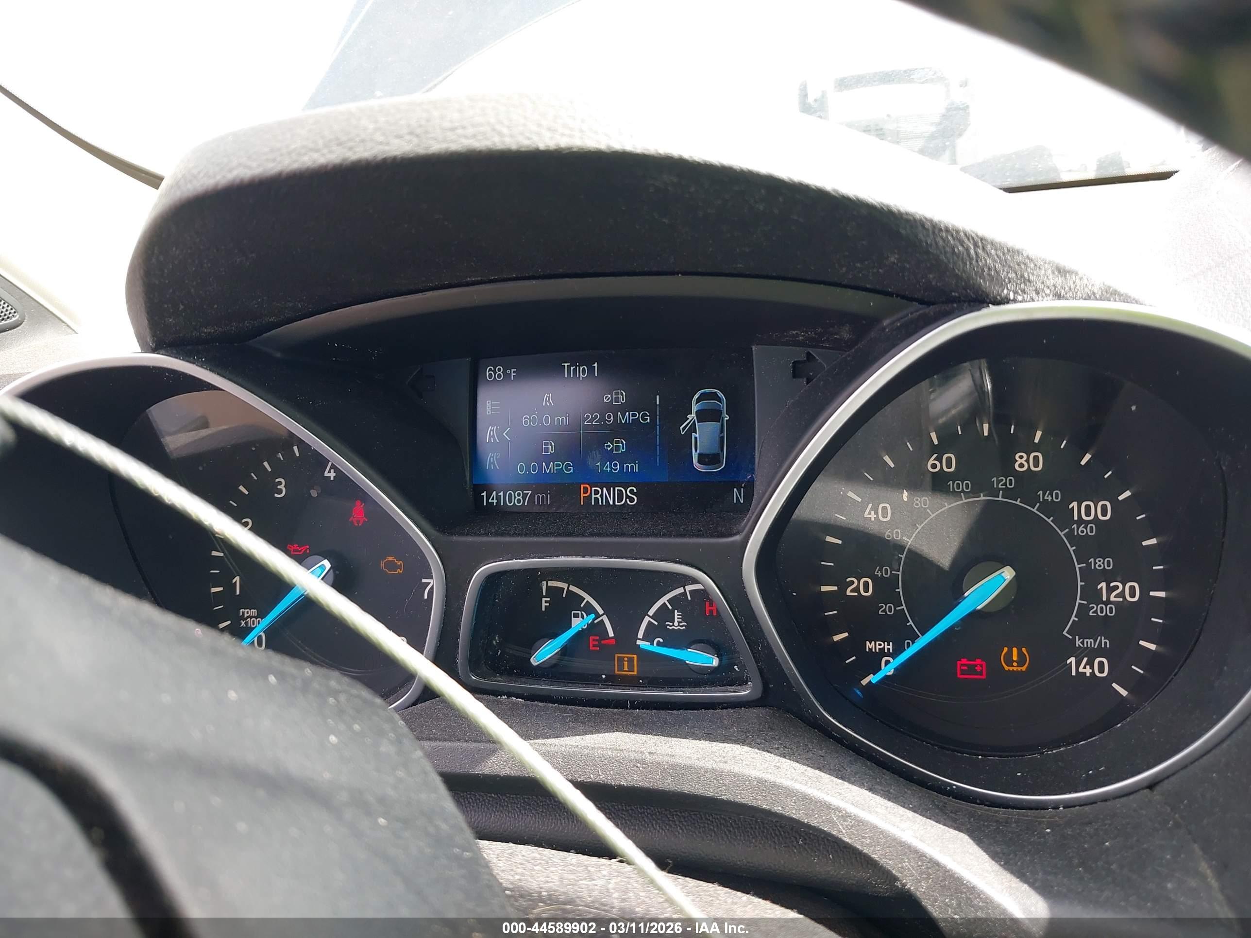 FORD ESCAPE image 7