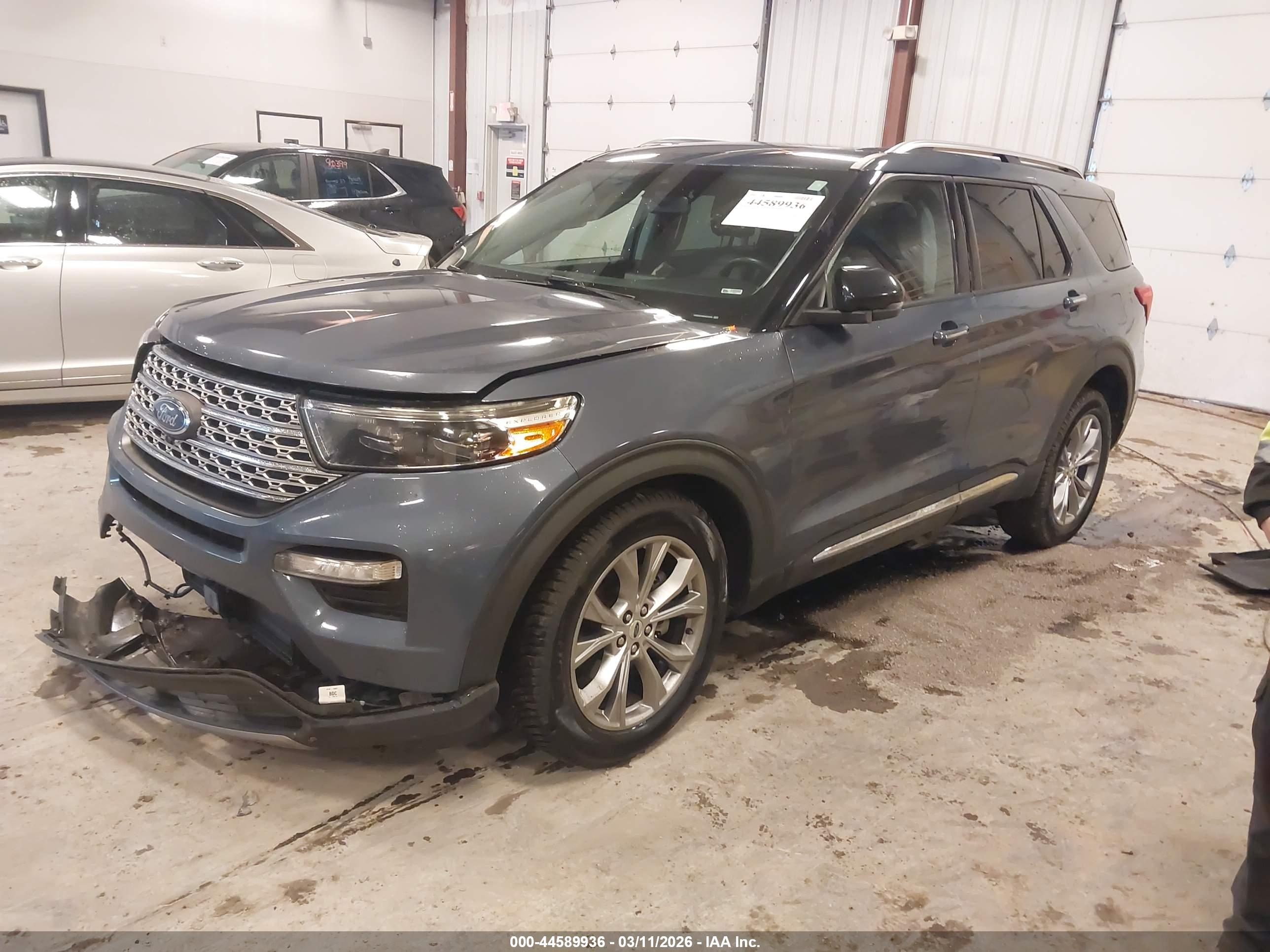 FORD EXPLORER image 2