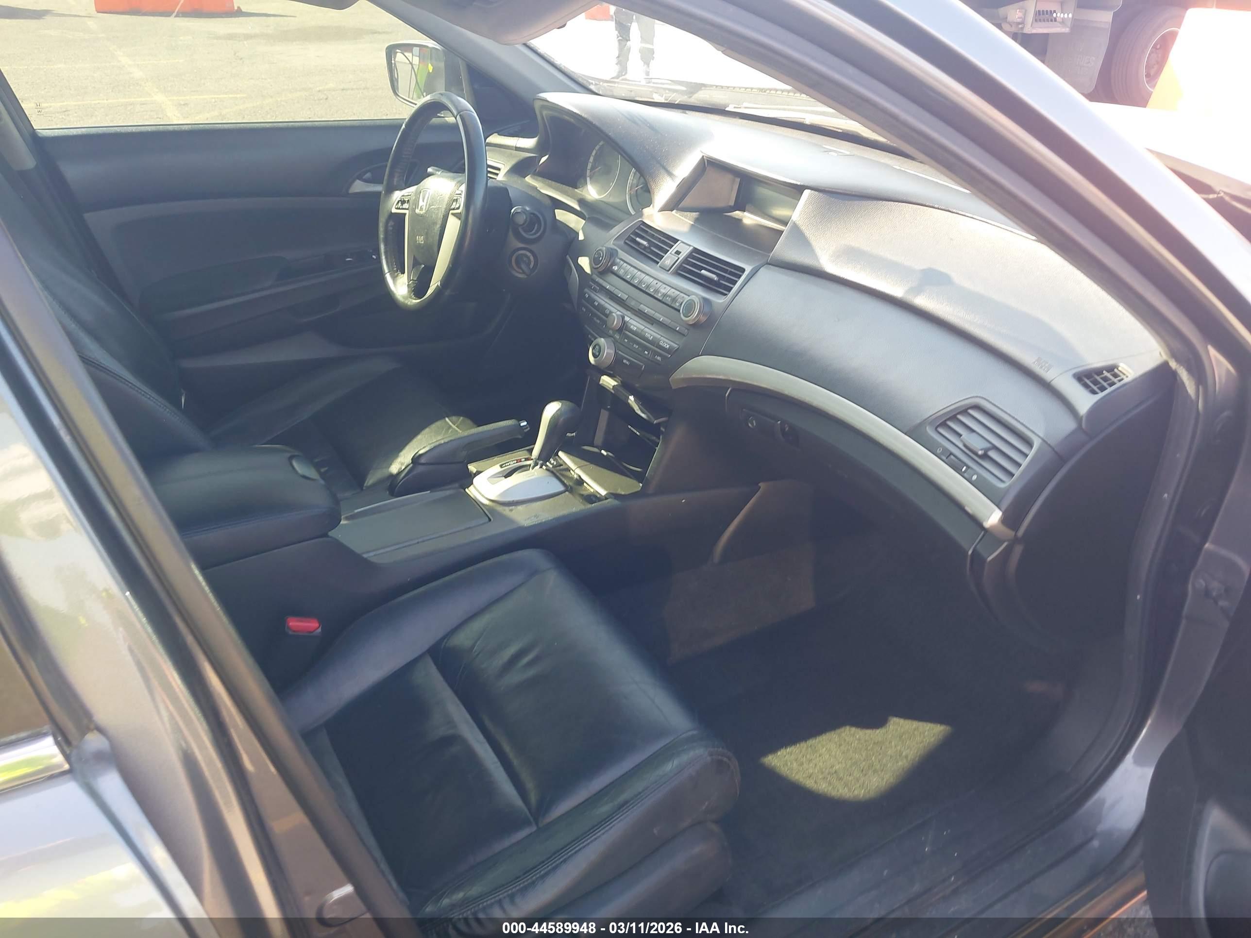 HONDA ACCORD image 5