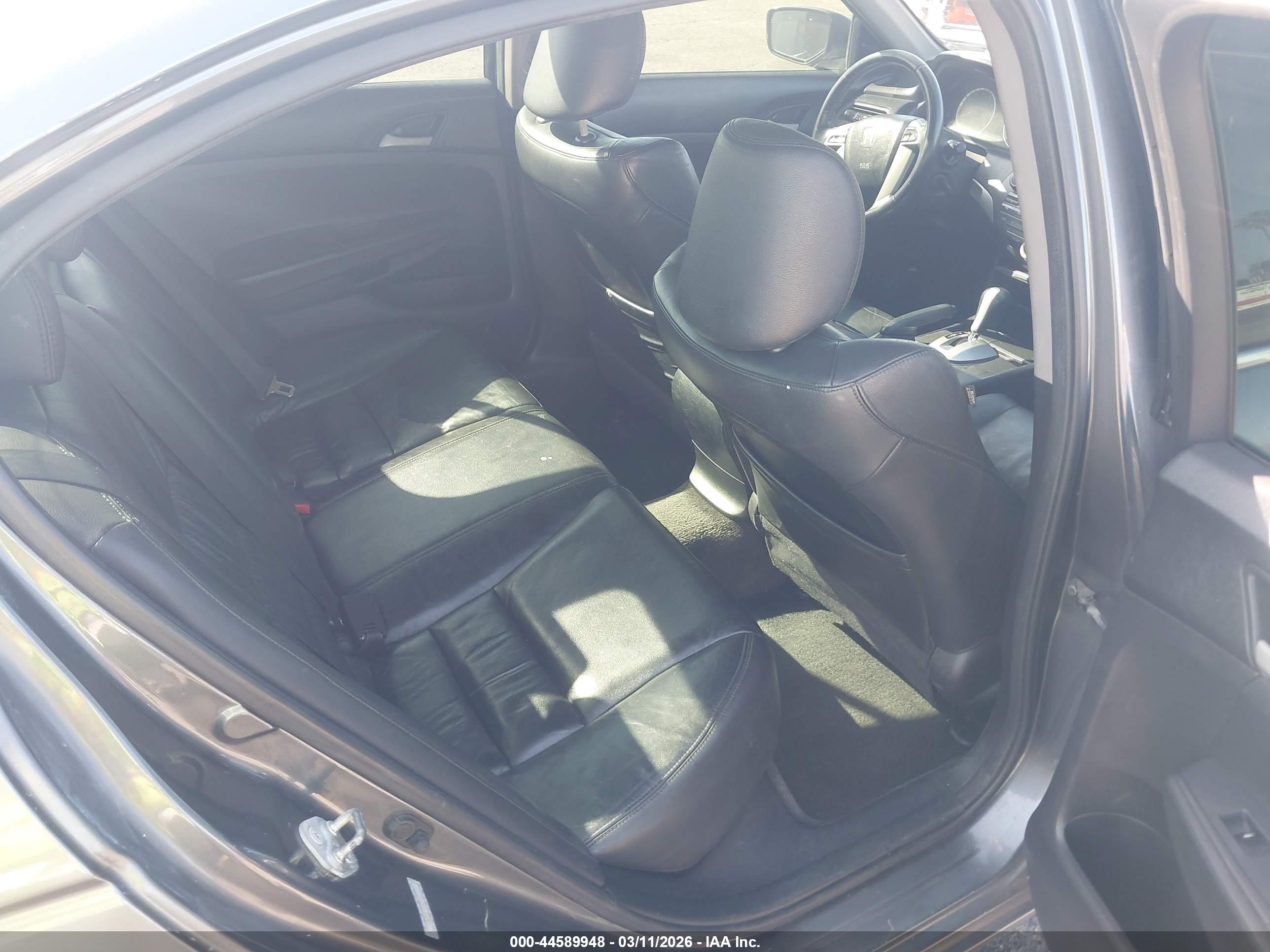 HONDA ACCORD image 8