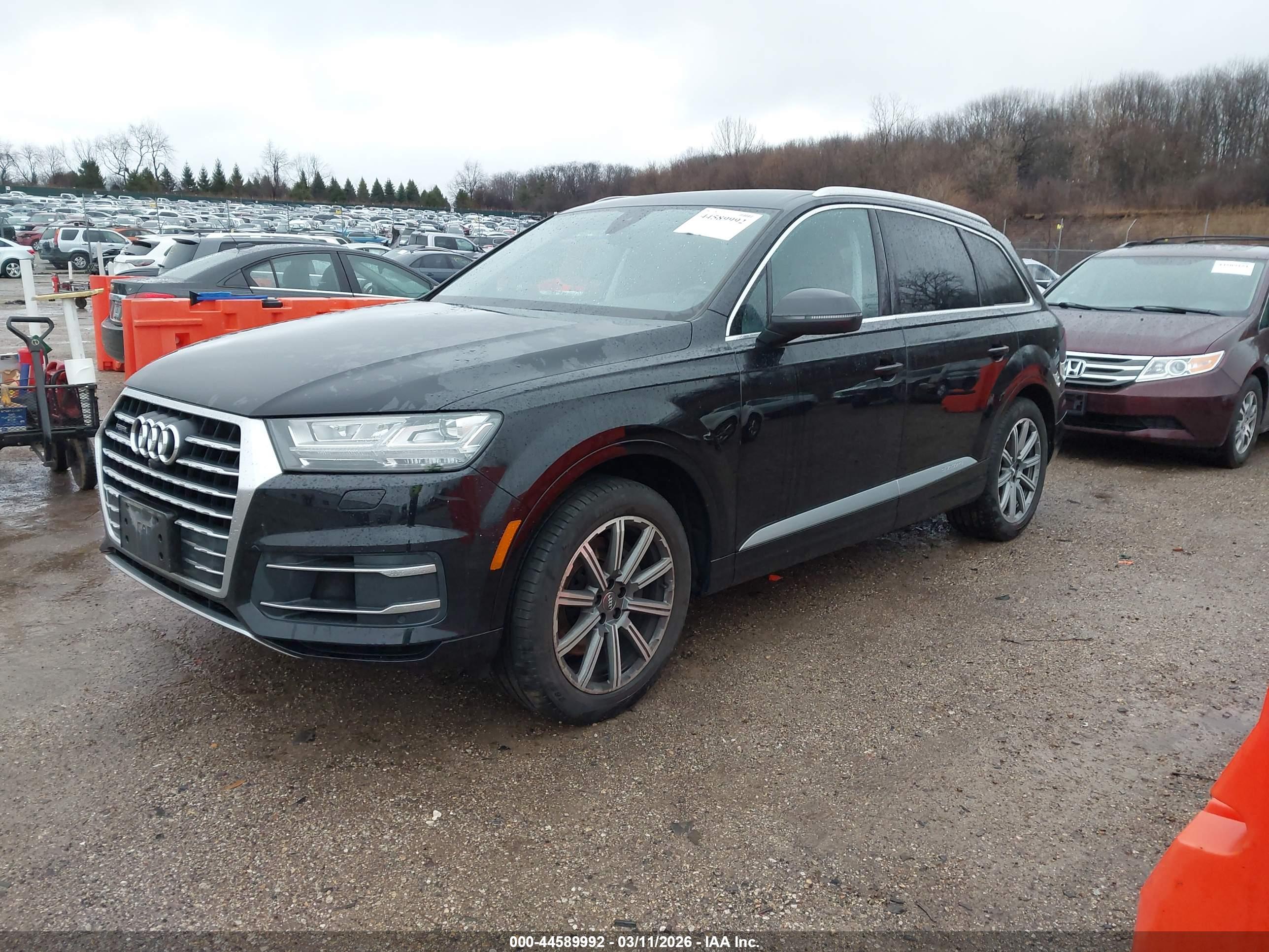 AUDI Q7 image 2
