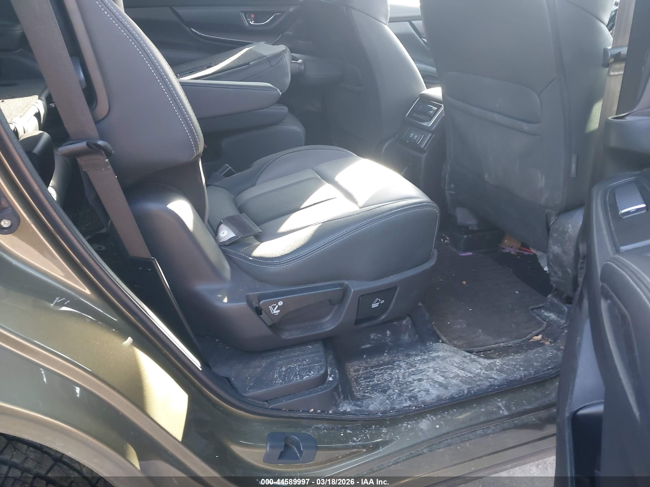 SUBARU ASCENT image 8