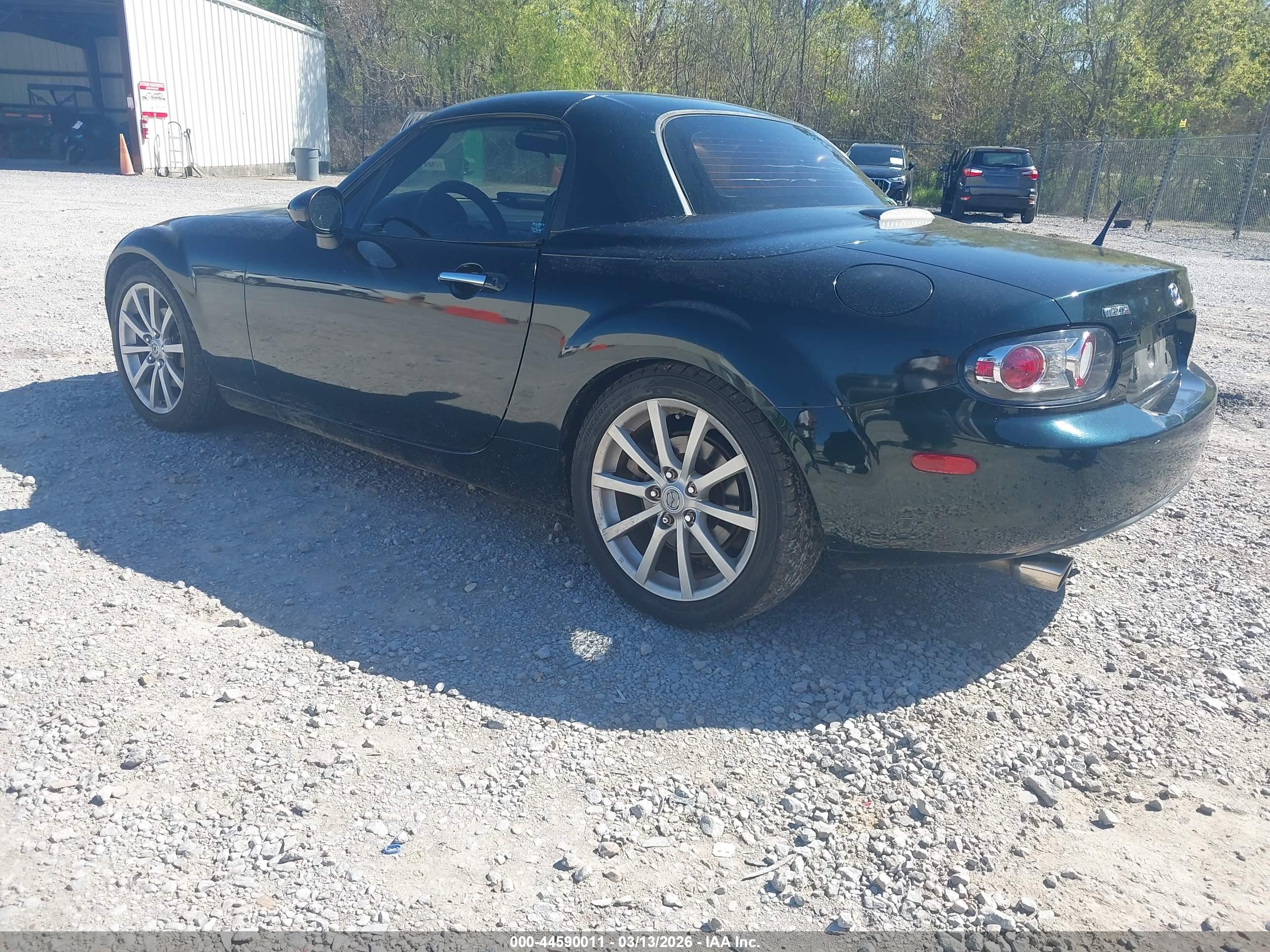 MAZDA MX-5 image 3