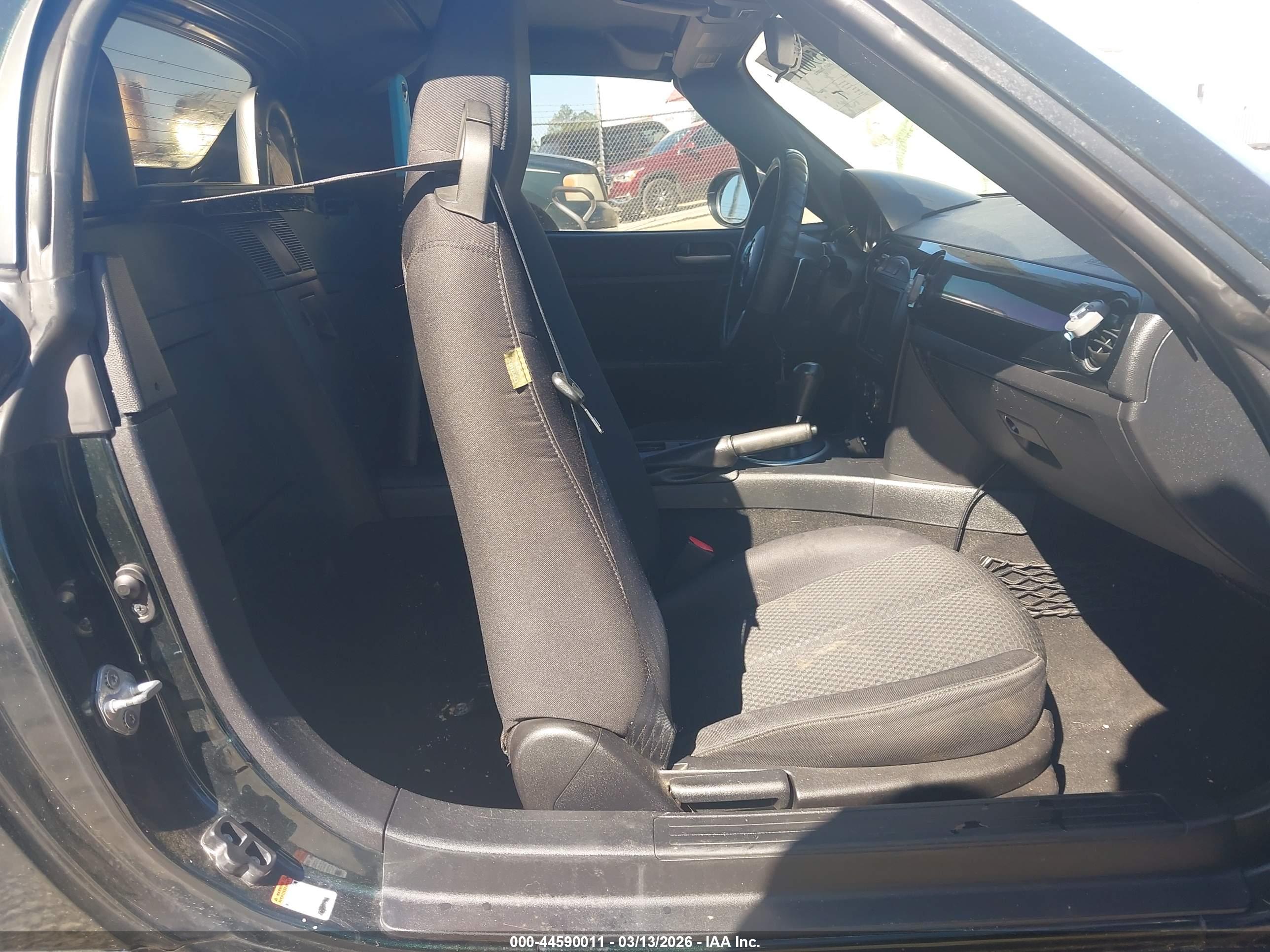 MAZDA MX-5 image 5