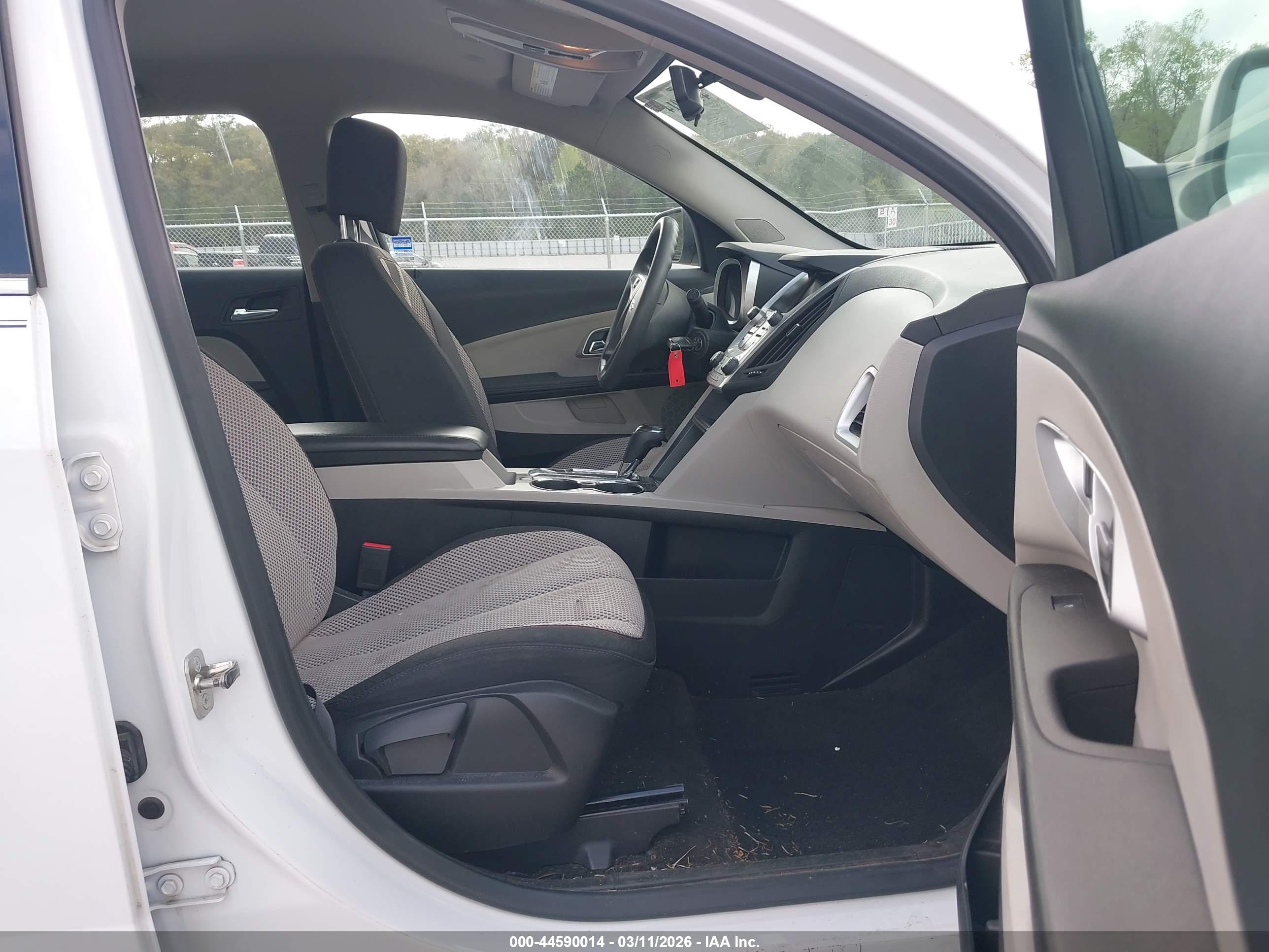 CHEVROLET EQUINOX image 5