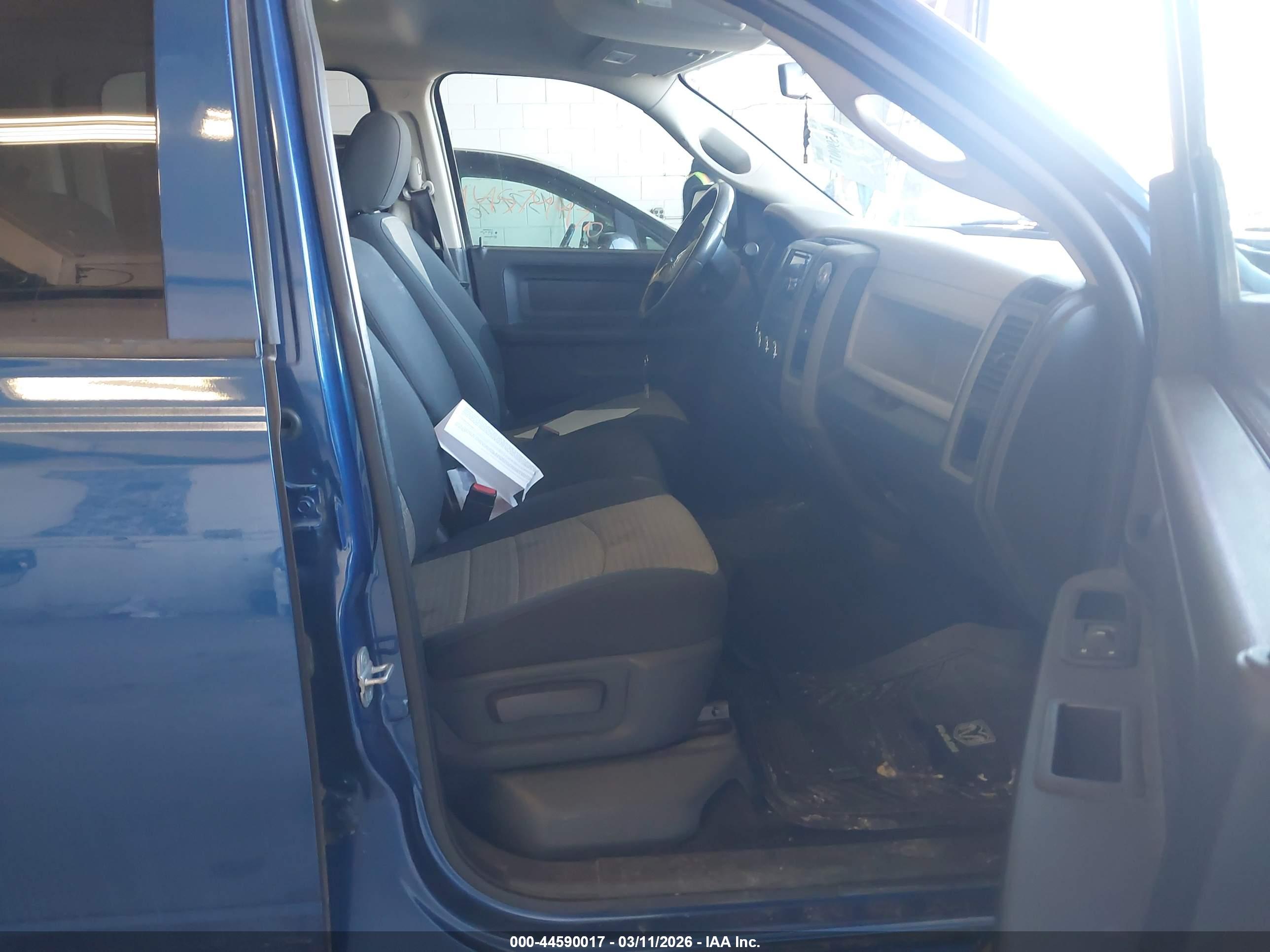DODGE RAM image 5