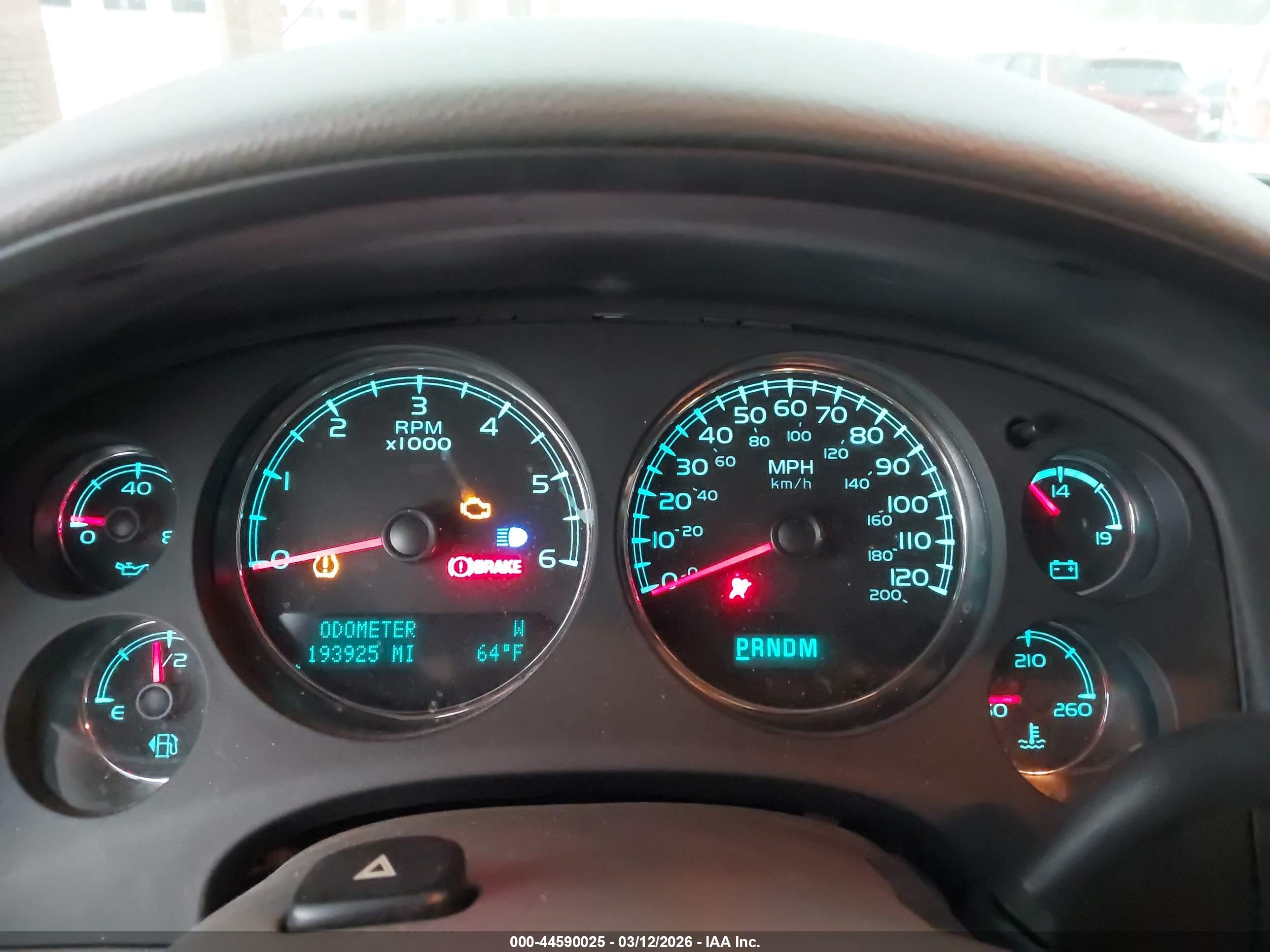CHEVROLET TAHOE image 7