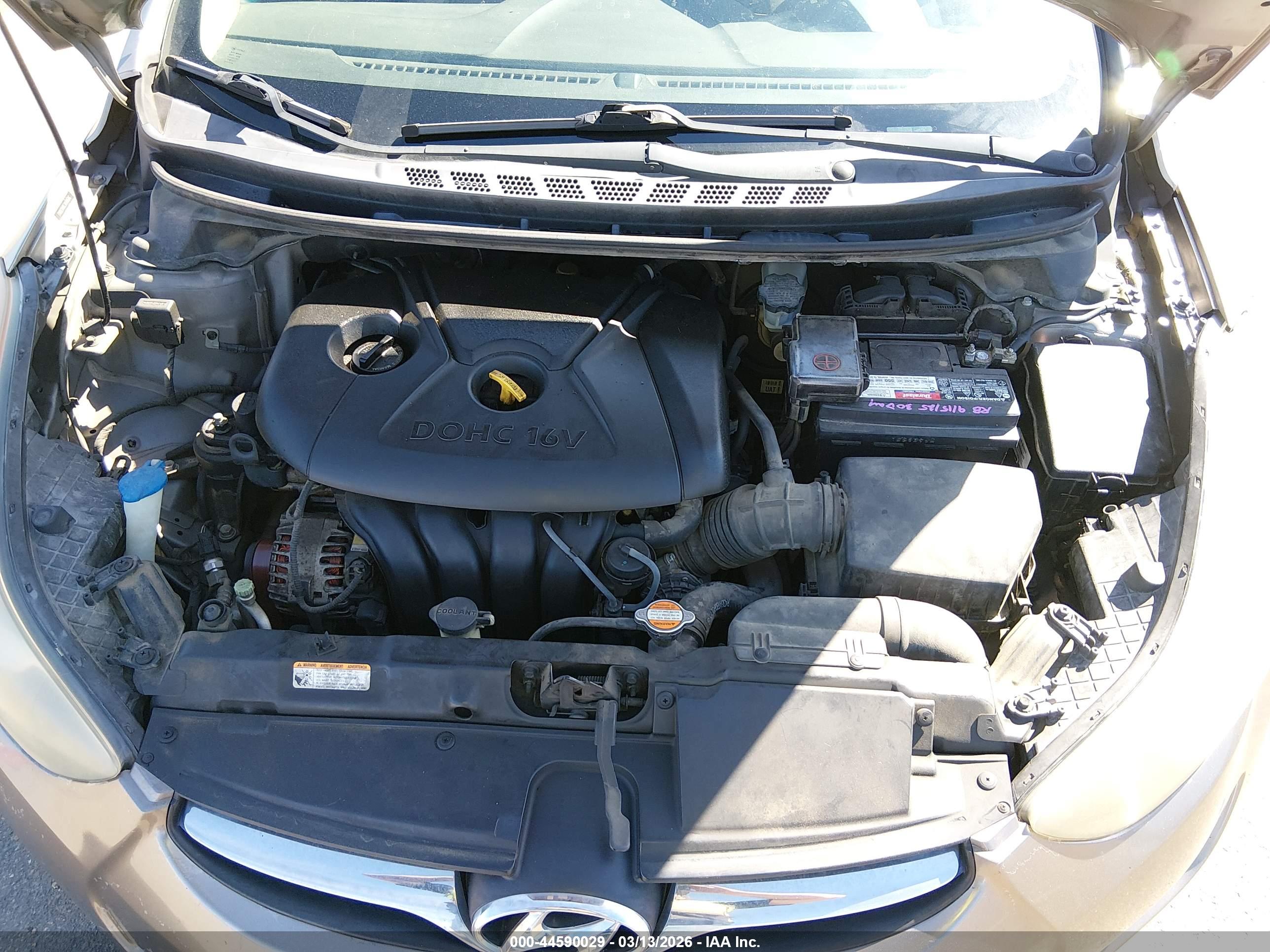 HYUNDAI ELANTRA image 10