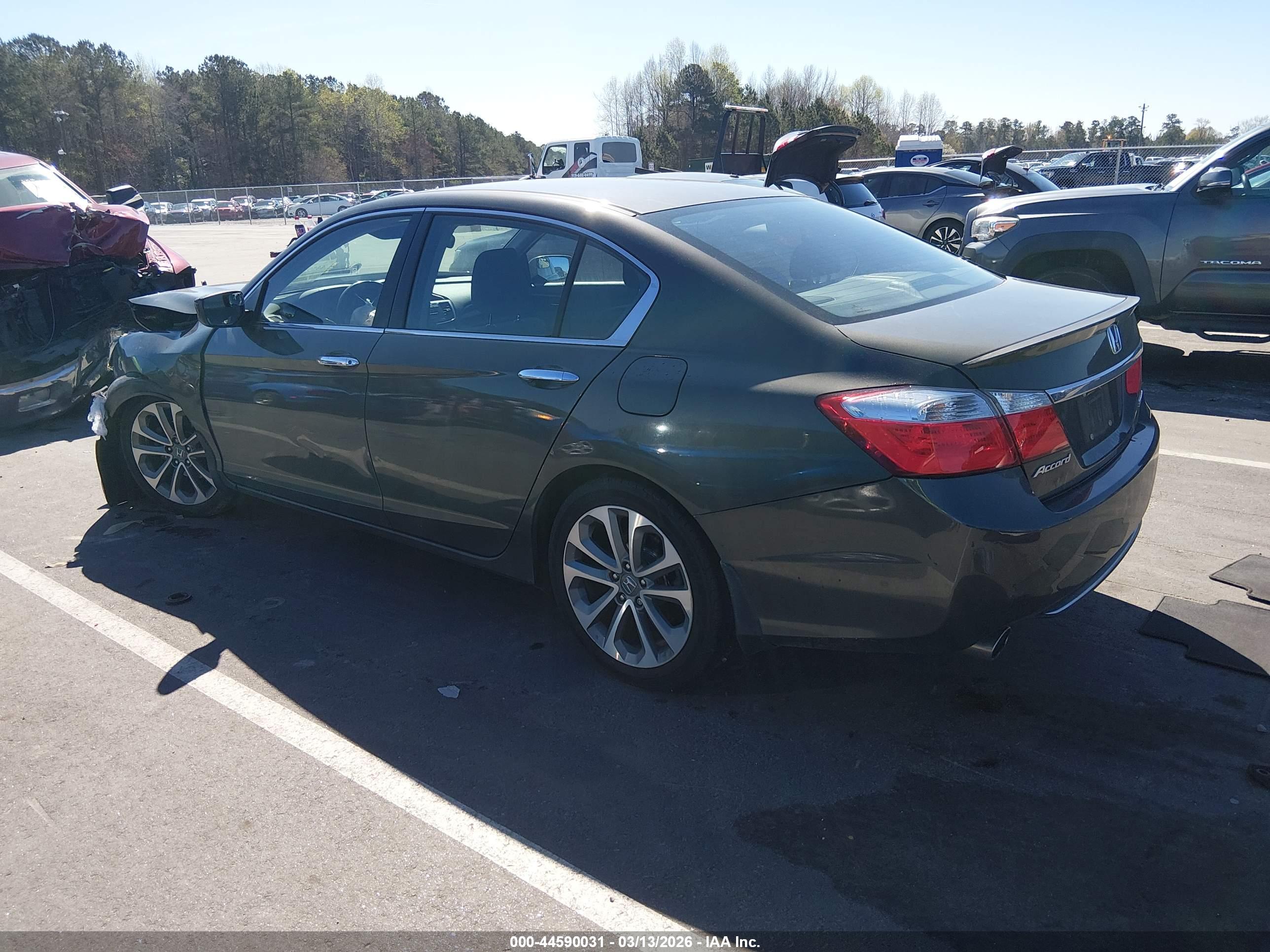 HONDA ACCORD image 3