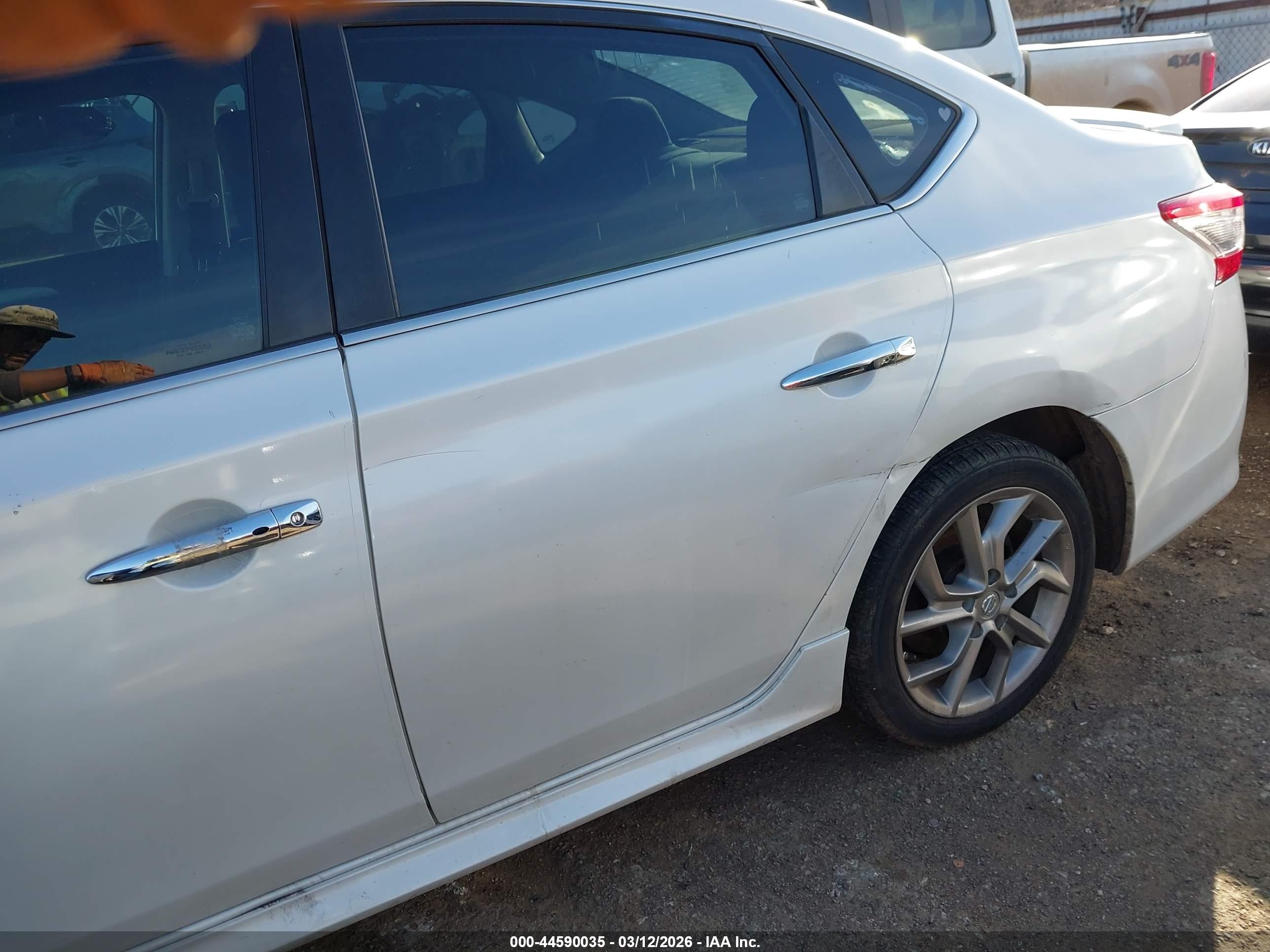 NISSAN SENTRA image 6