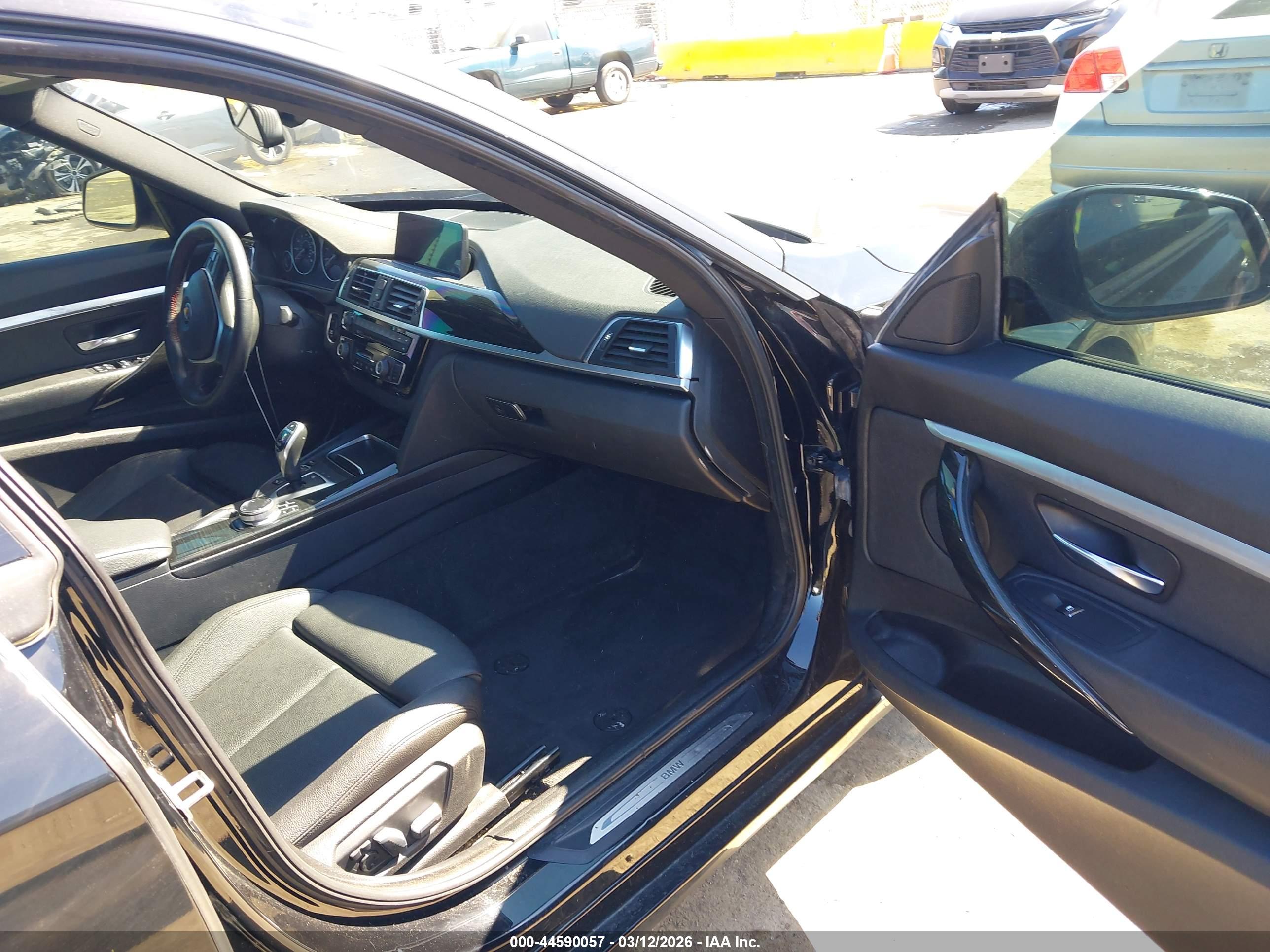 BMW 330I image 5