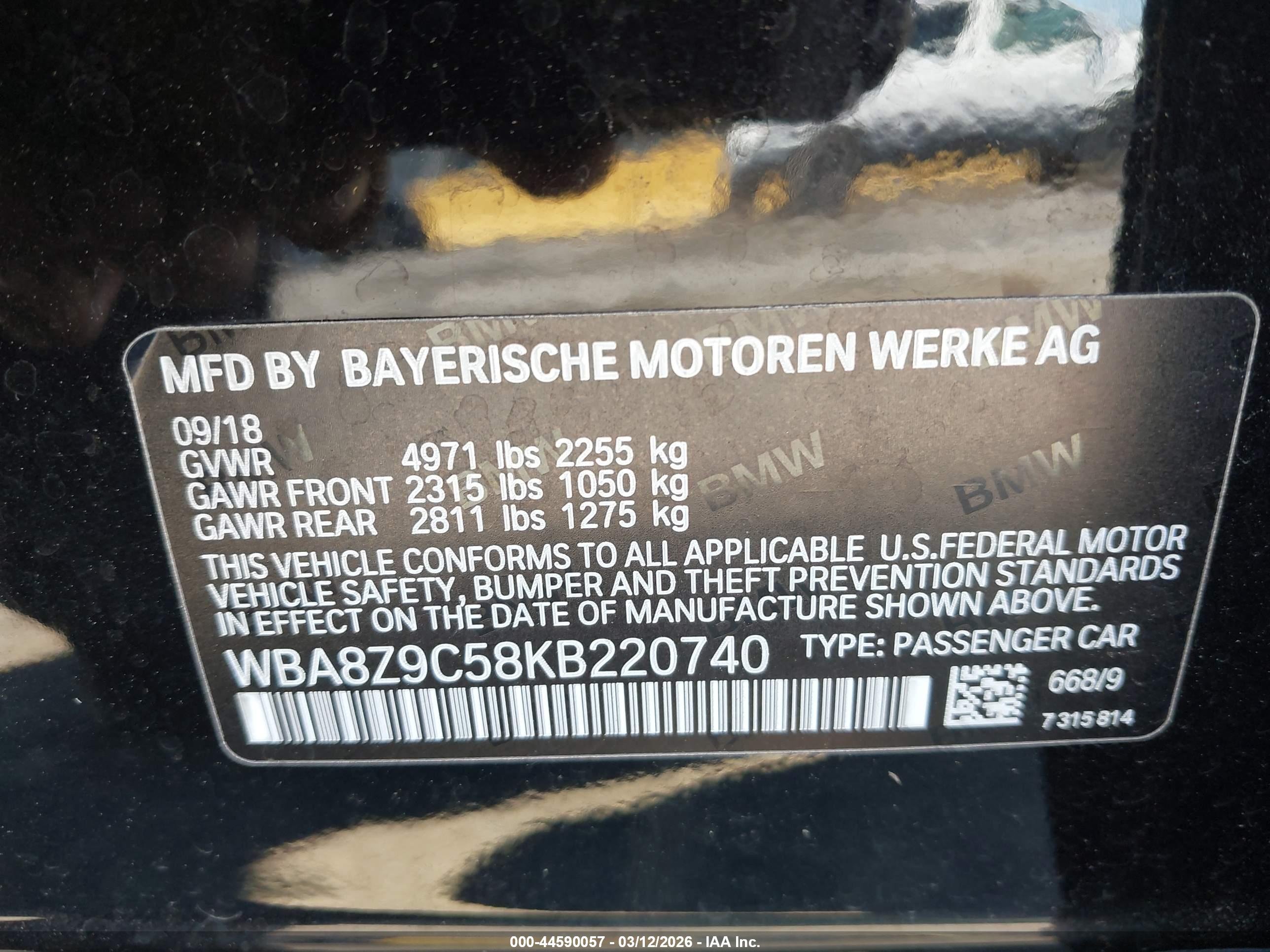 BMW 330I image 9