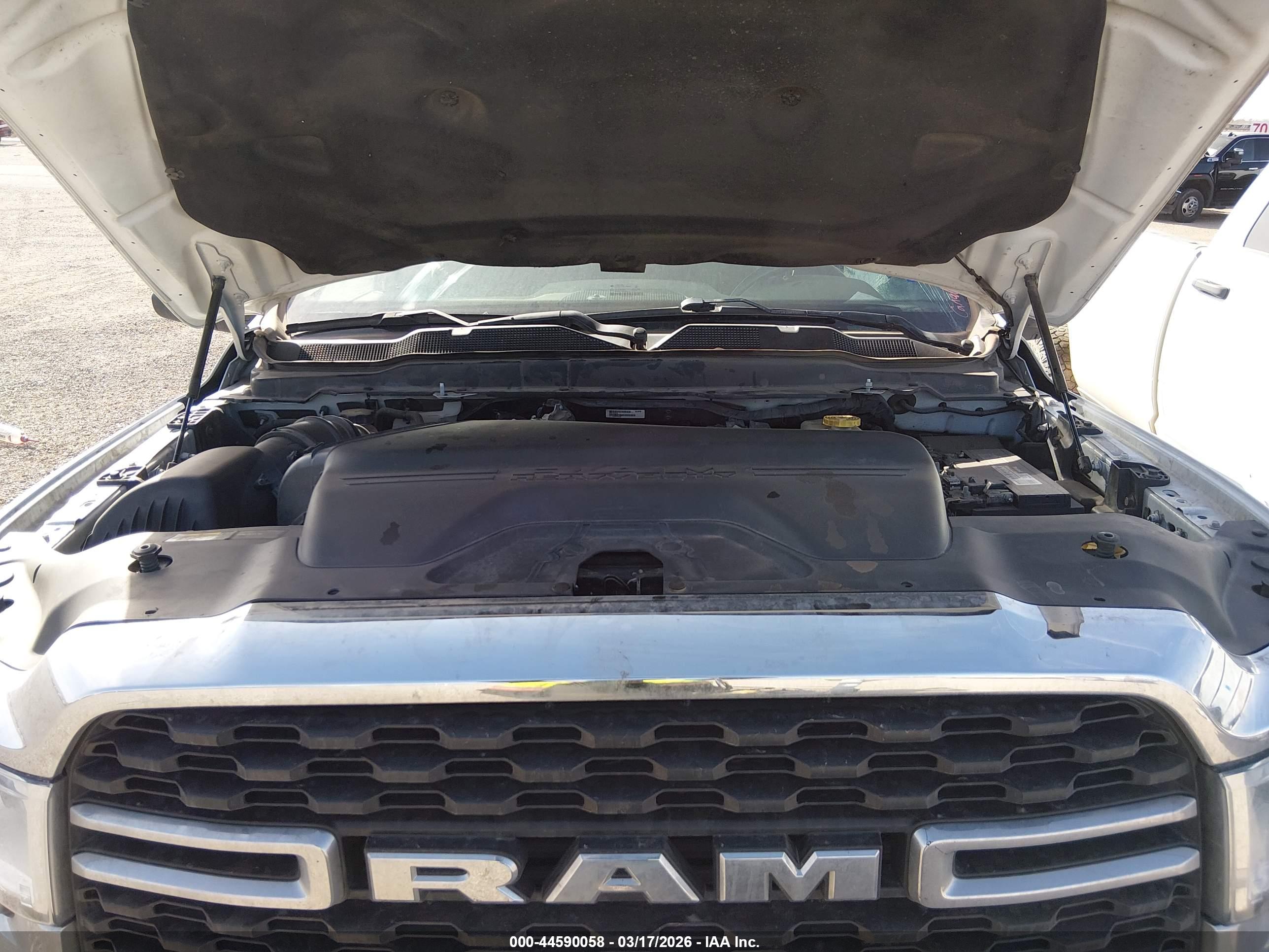 RAM 3500 image 10