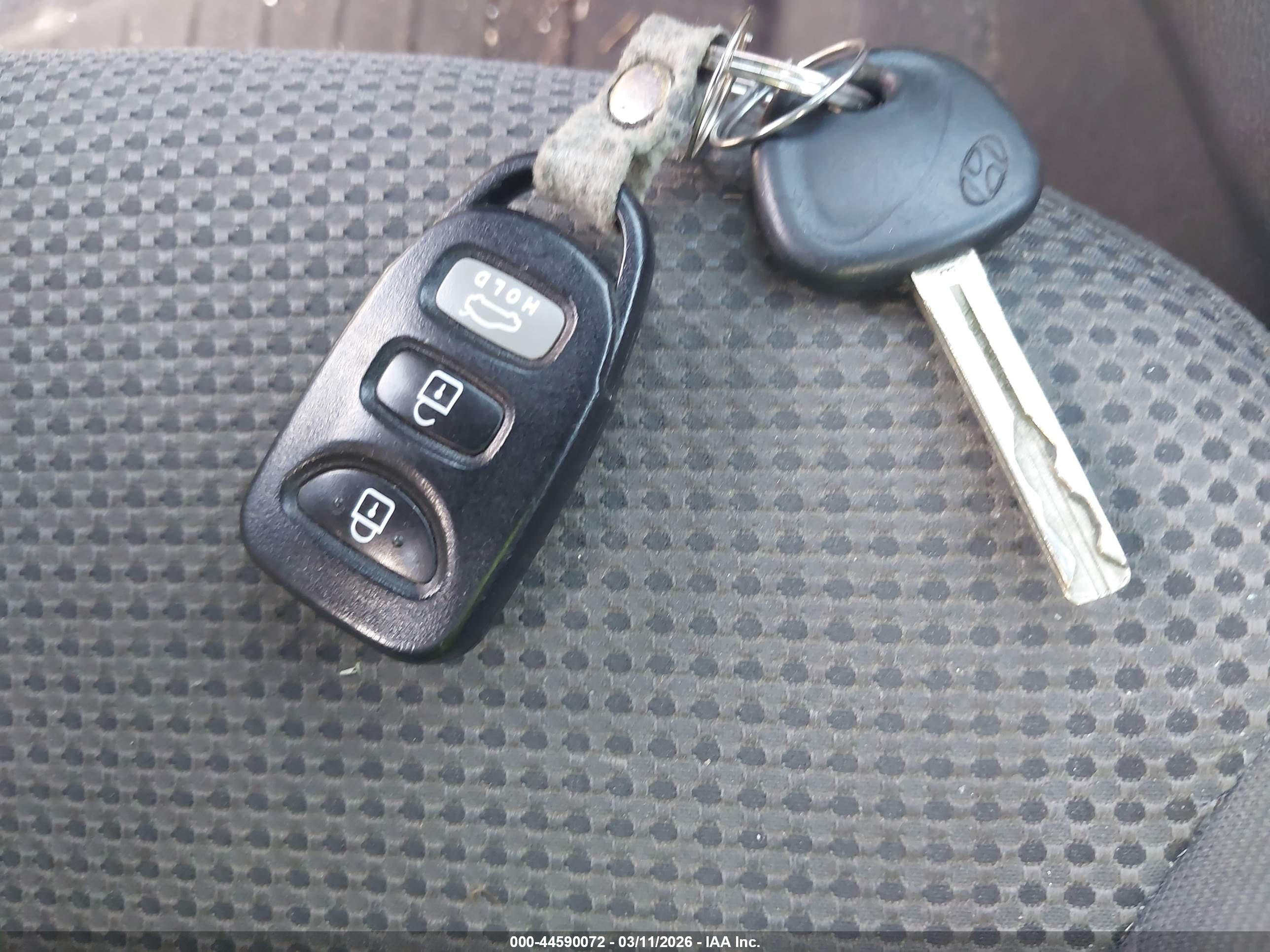 HYUNDAI SONATA image 11