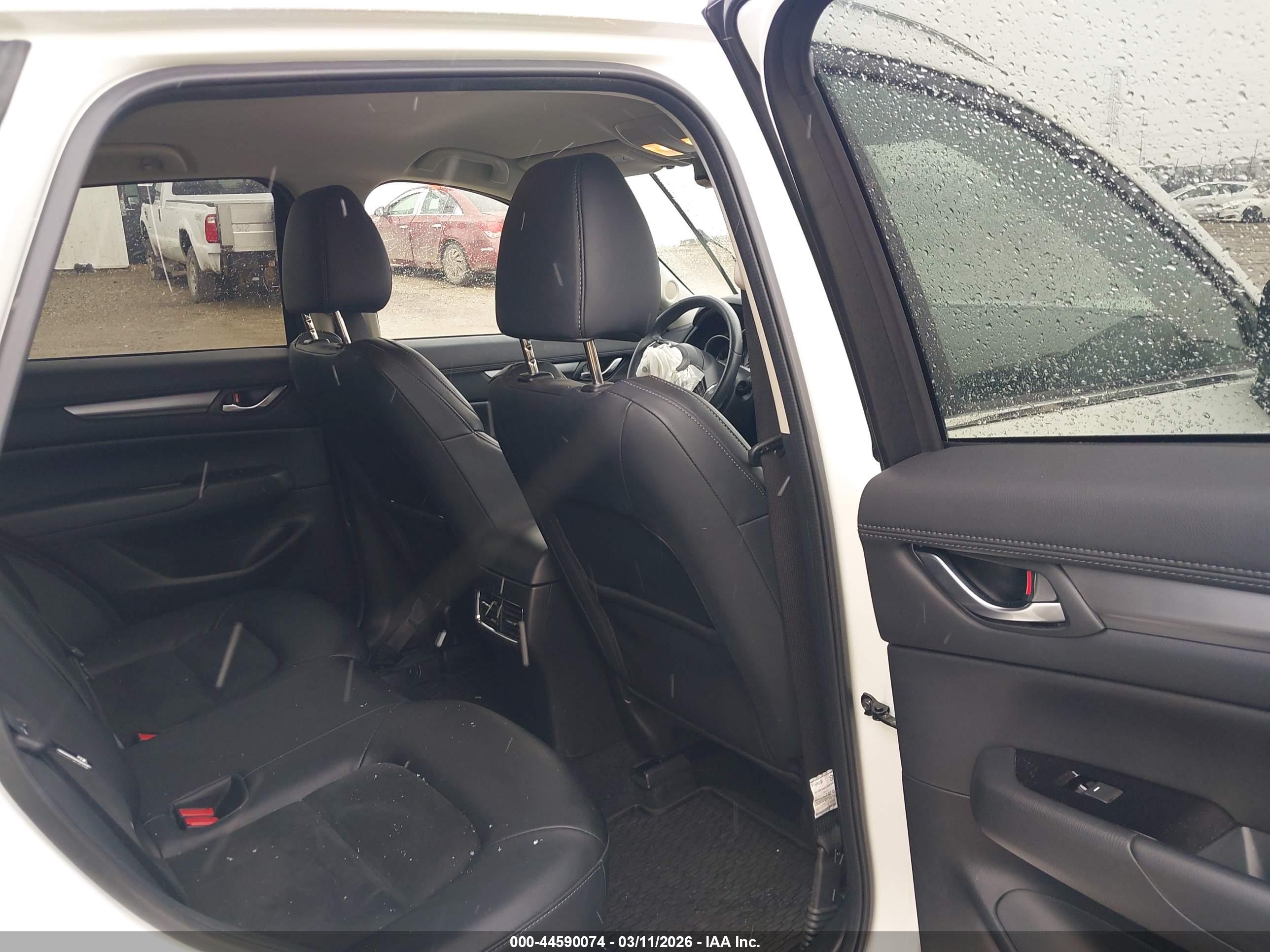 MAZDA CX-5 image 8