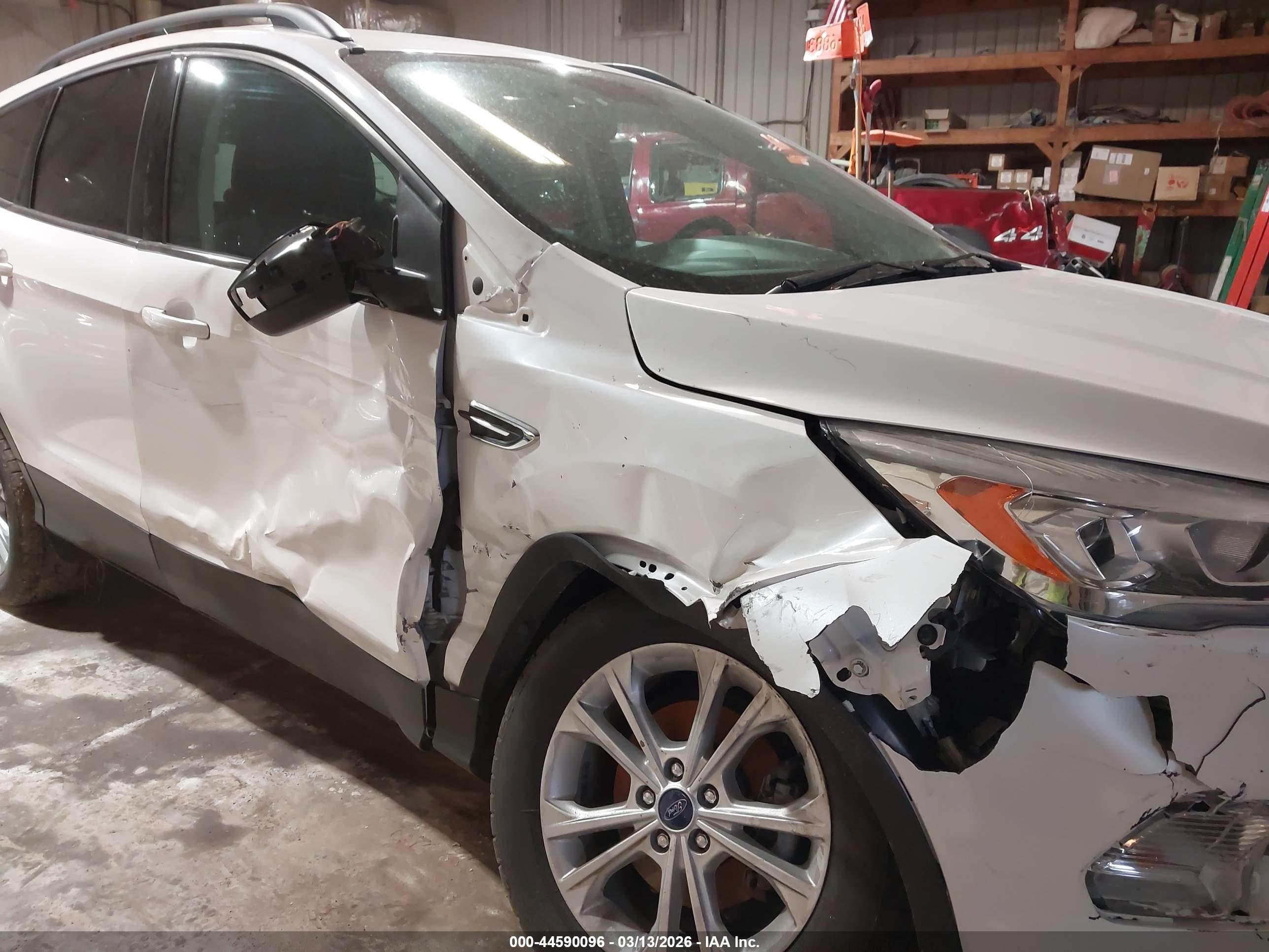 FORD ESCAPE image 6