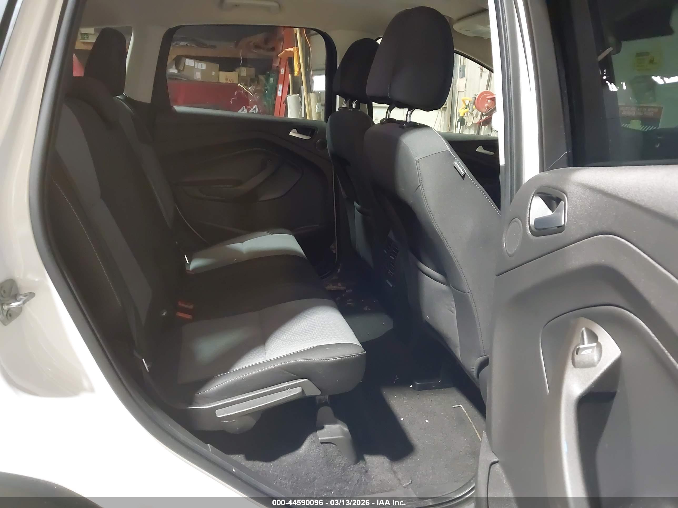 FORD ESCAPE image 8