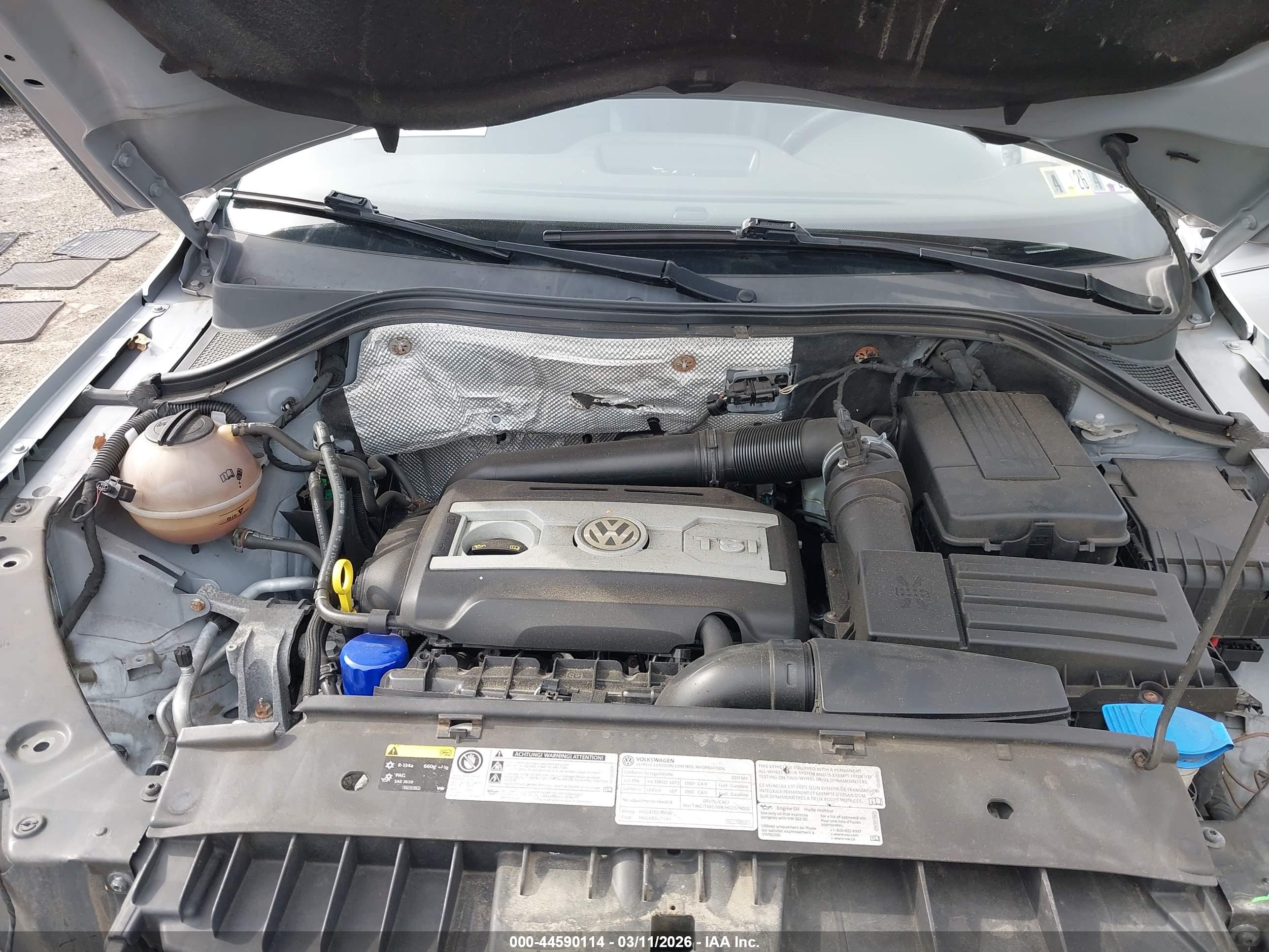 VOLKSWAGEN TIGUAN image 10