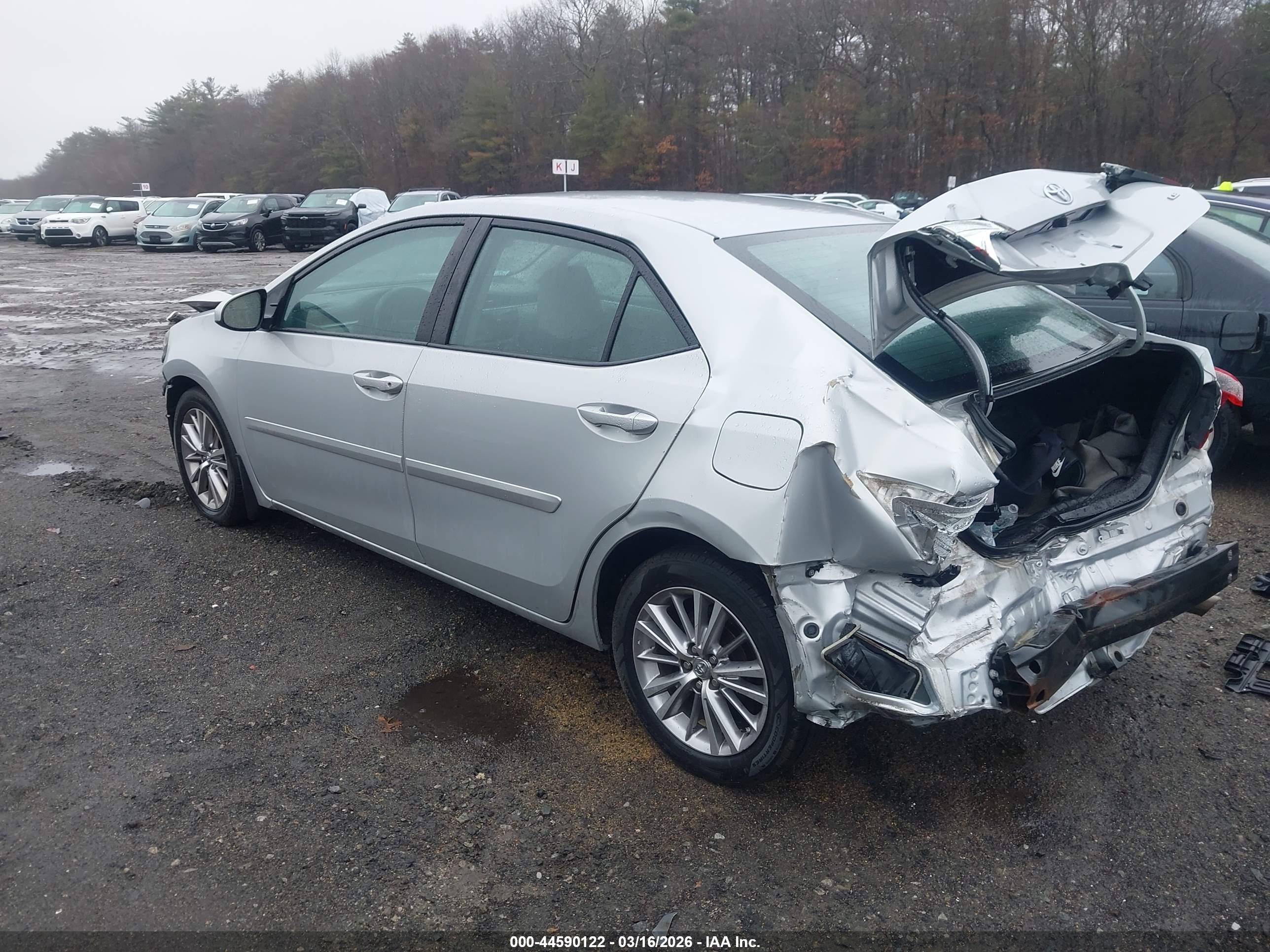 TOYOTA COROLLA image 3