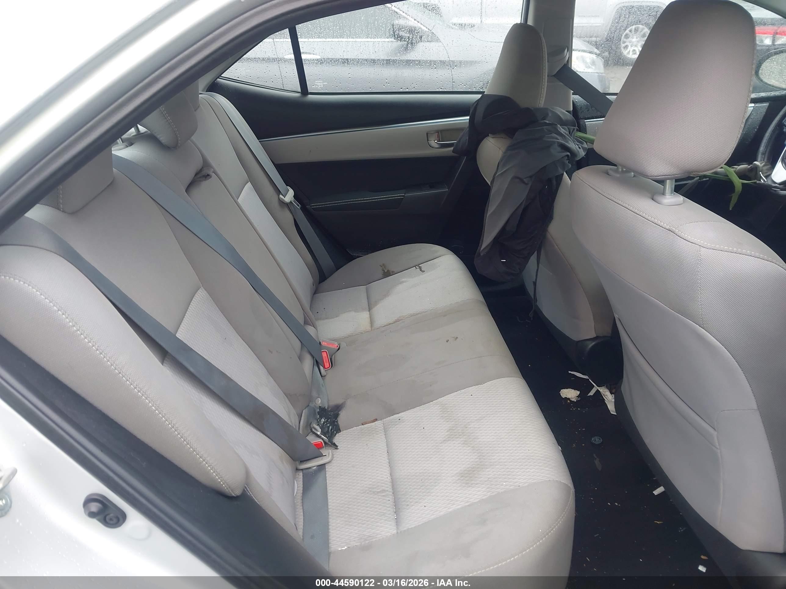 TOYOTA COROLLA image 8
