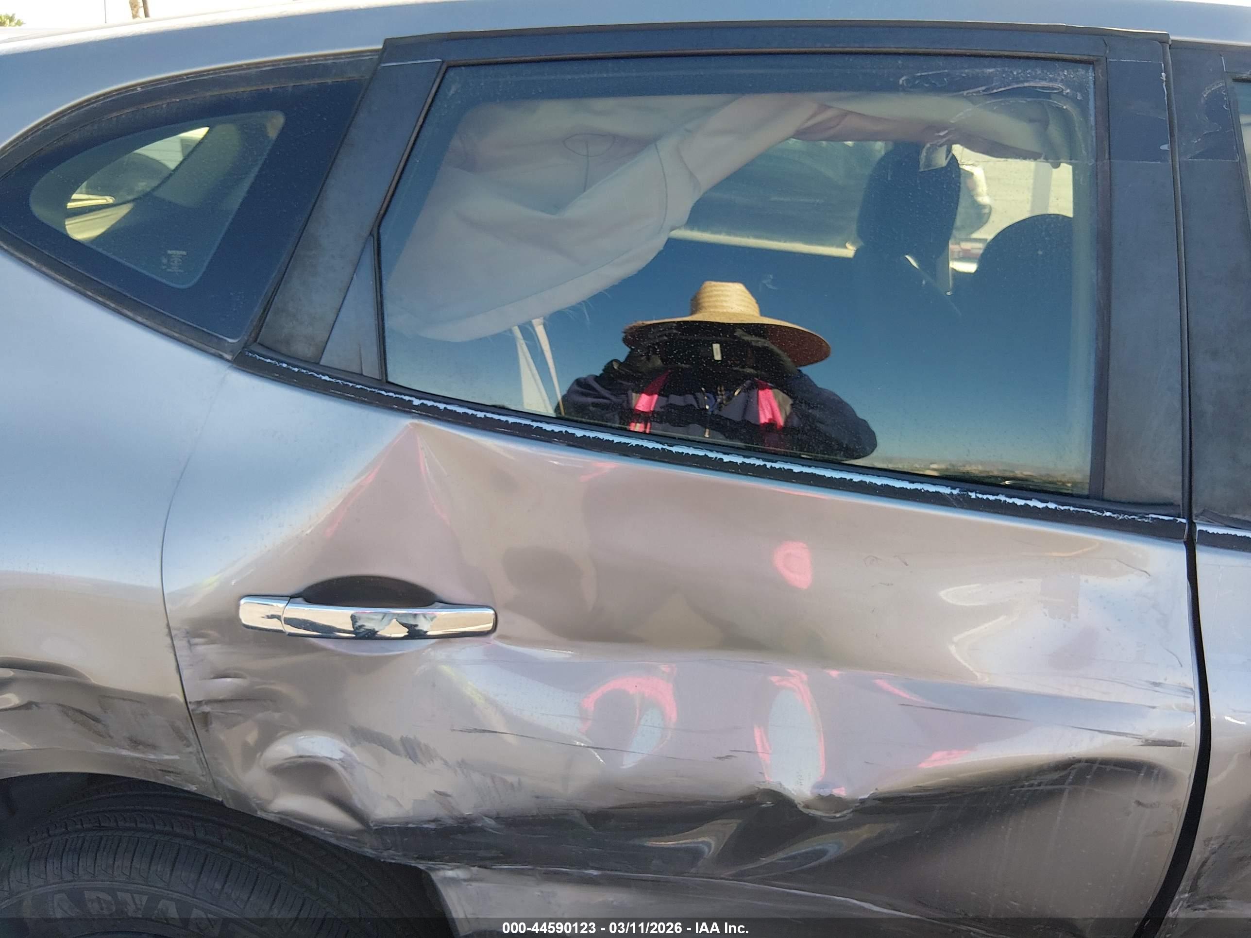NISSAN ROGUE image 8