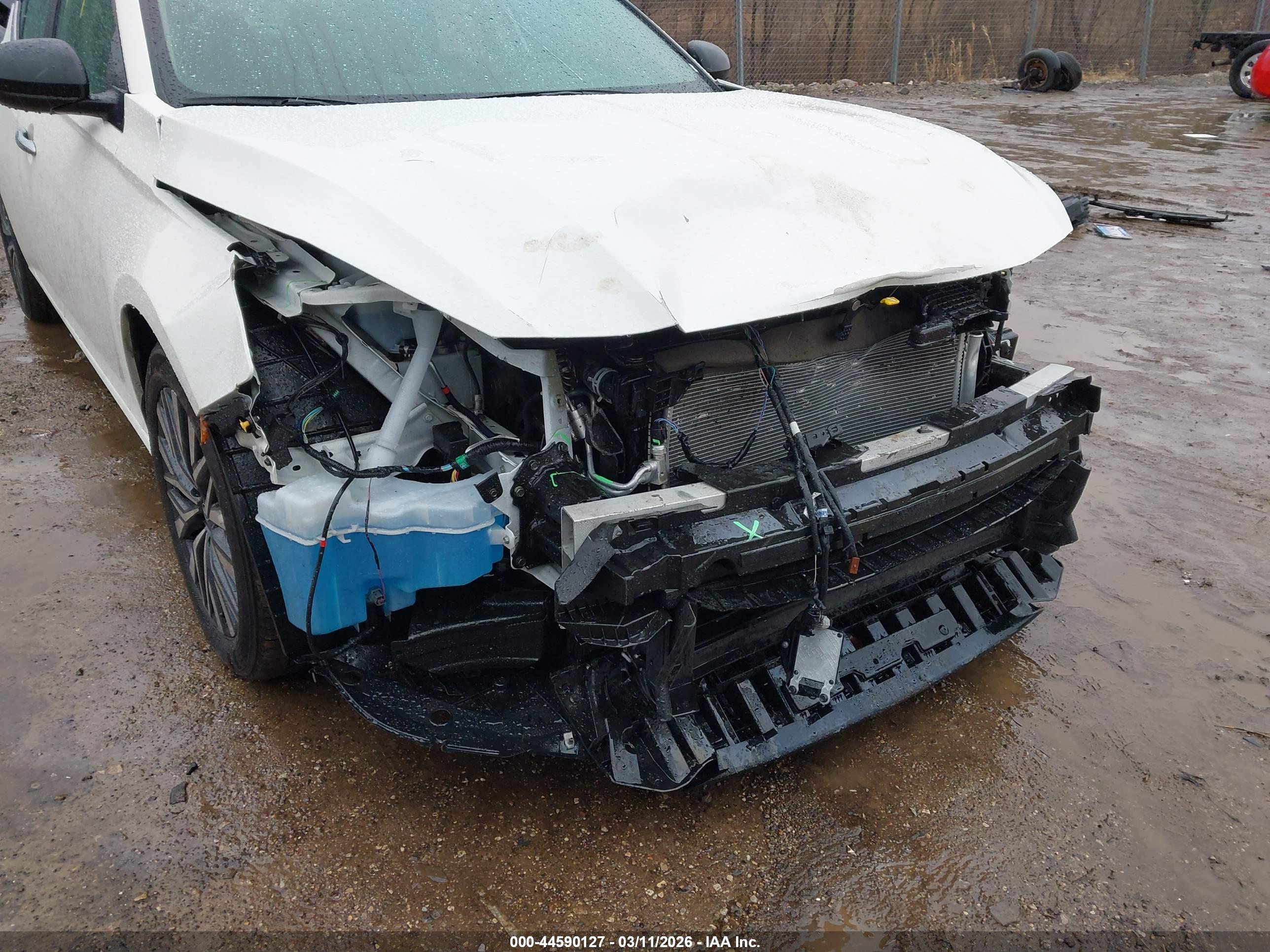 NISSAN ALTIMA image 6