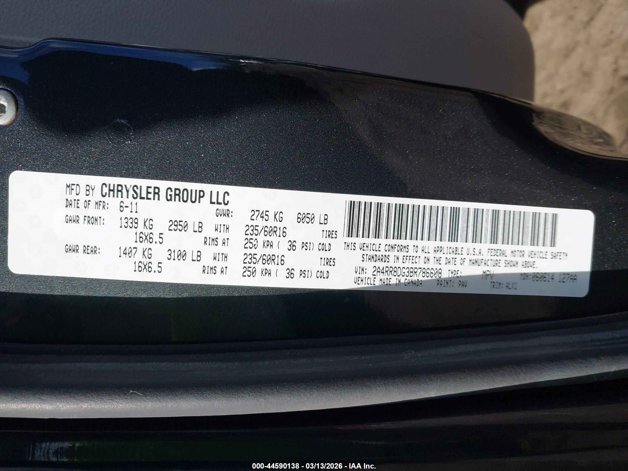 CHRYSLER TOWN image 9