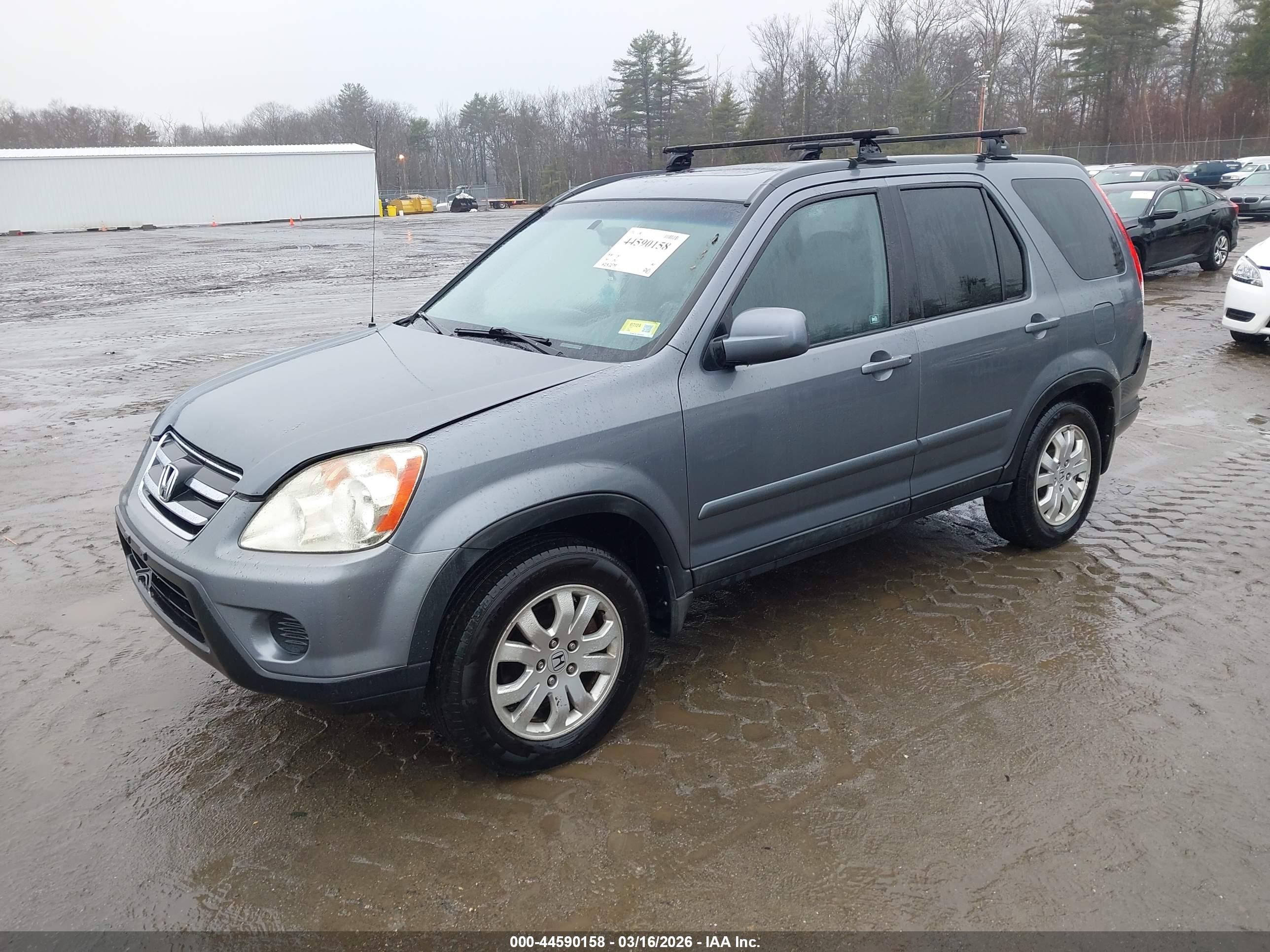HONDA CR-V image 2