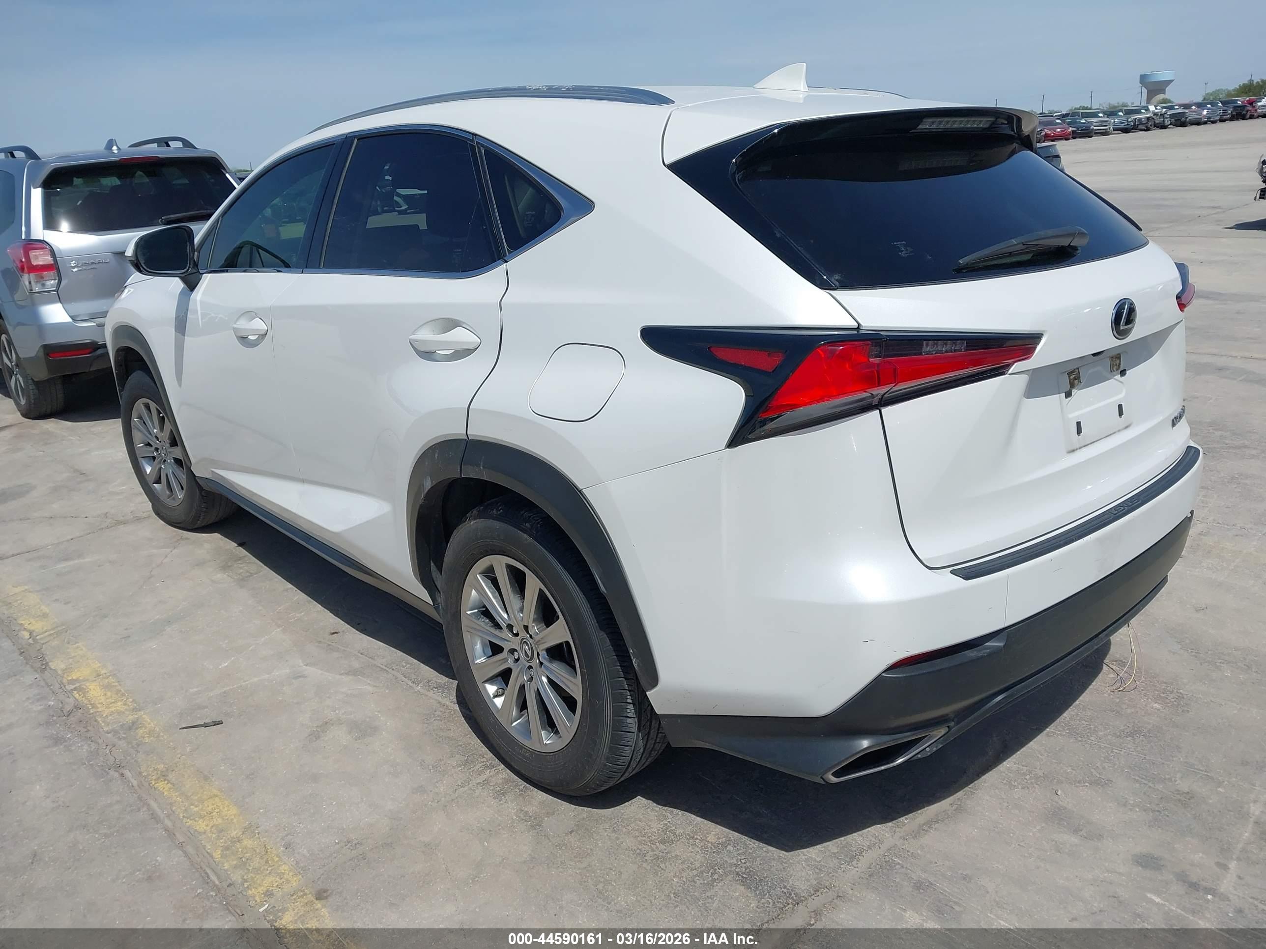 LEXUS NX image 3