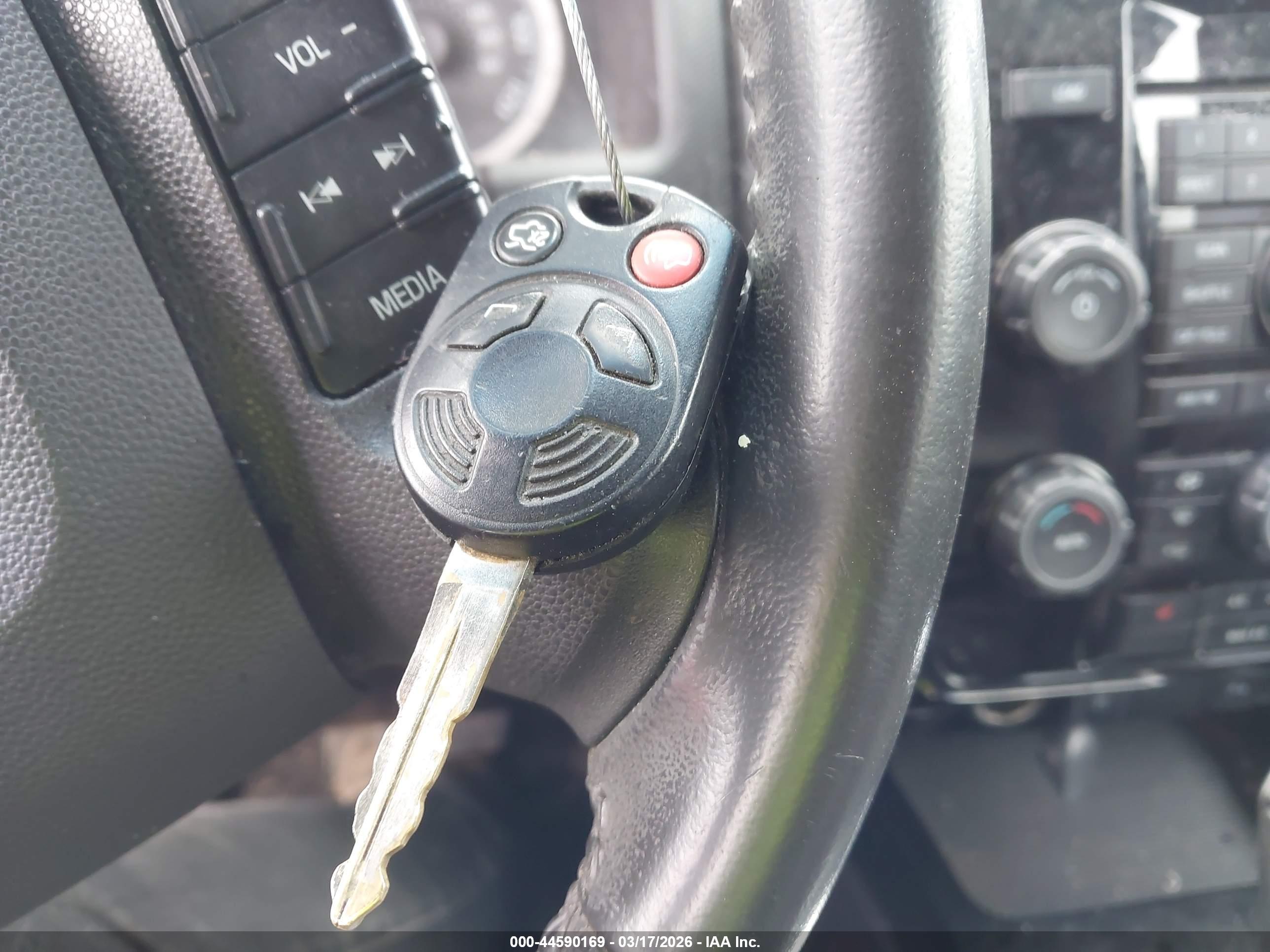 FORD ESCAPE image 11