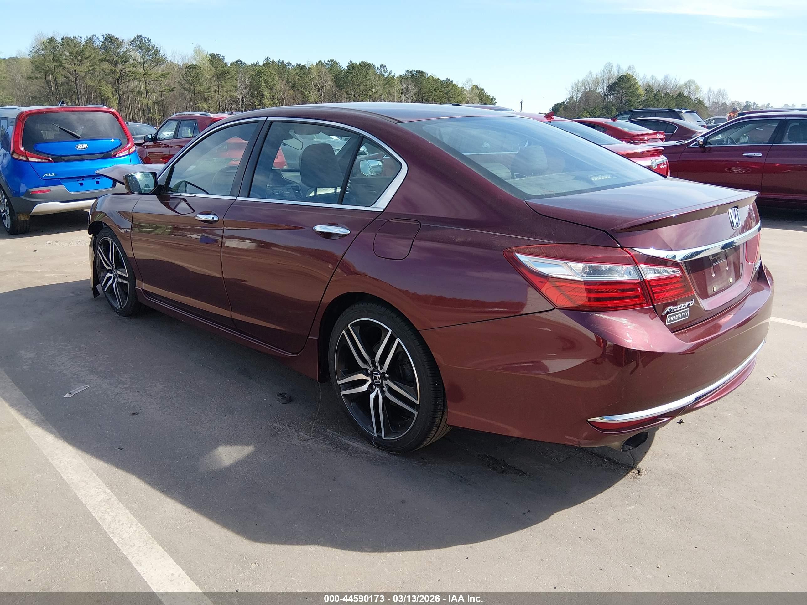HONDA ACCORD image 3