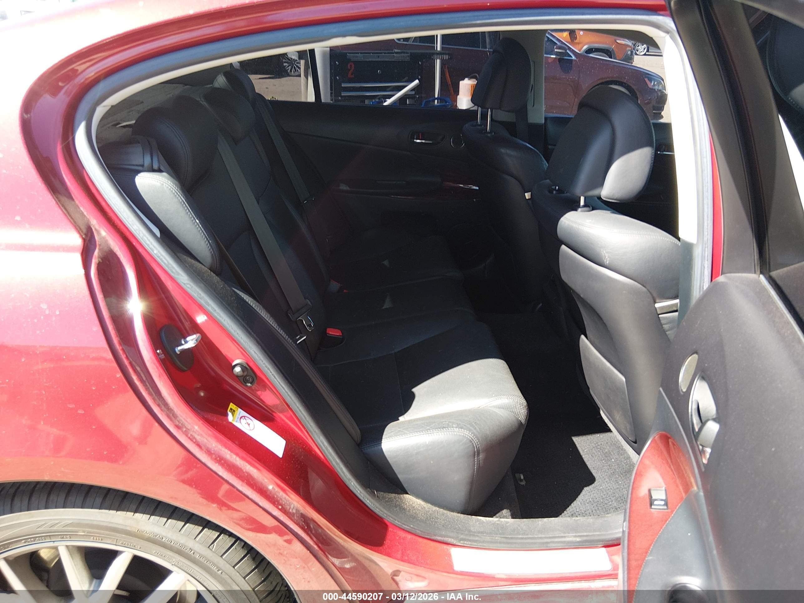 LEXUS GS image 8
