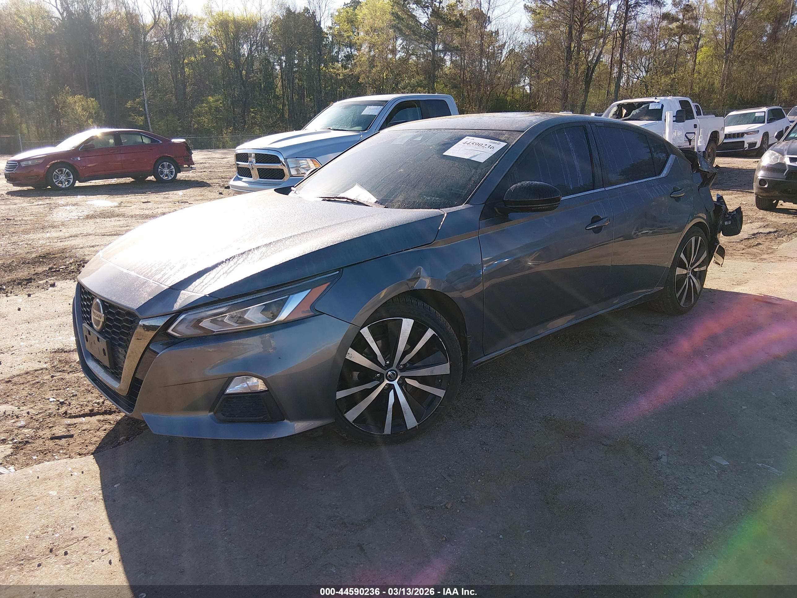 NISSAN ALTIMA image 2