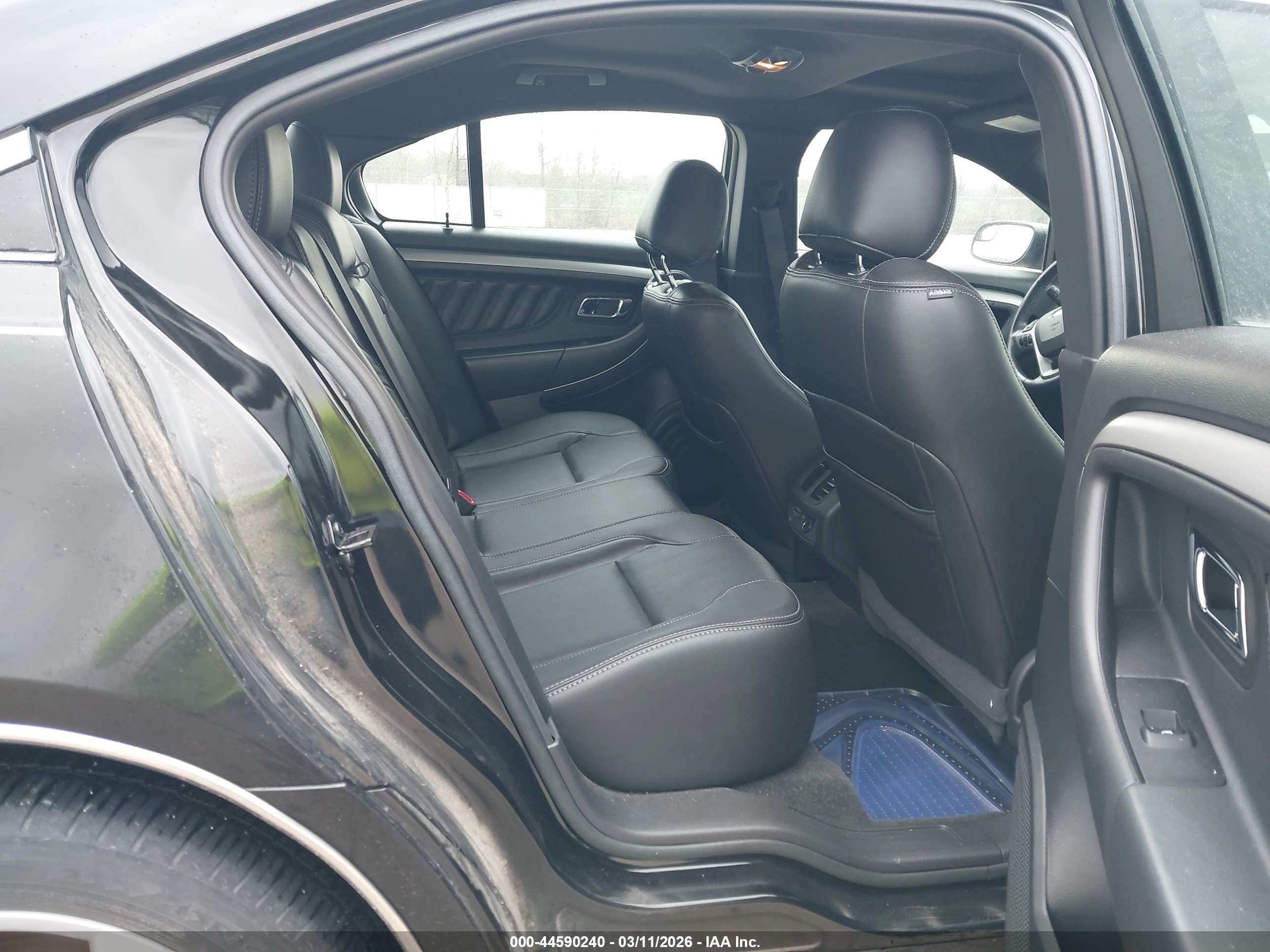 FORD TAURUS image 8