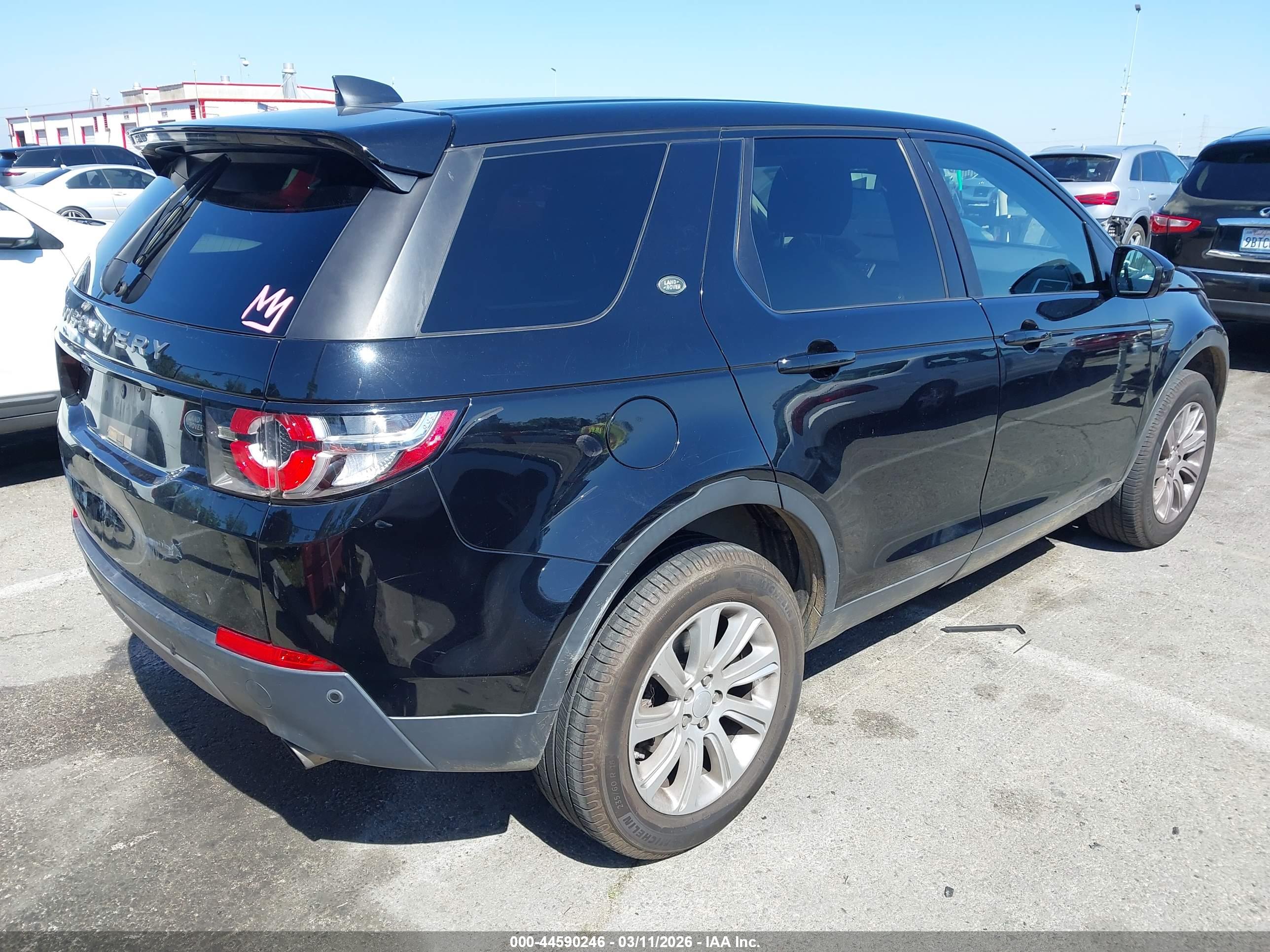 LAND ROVER image 4
