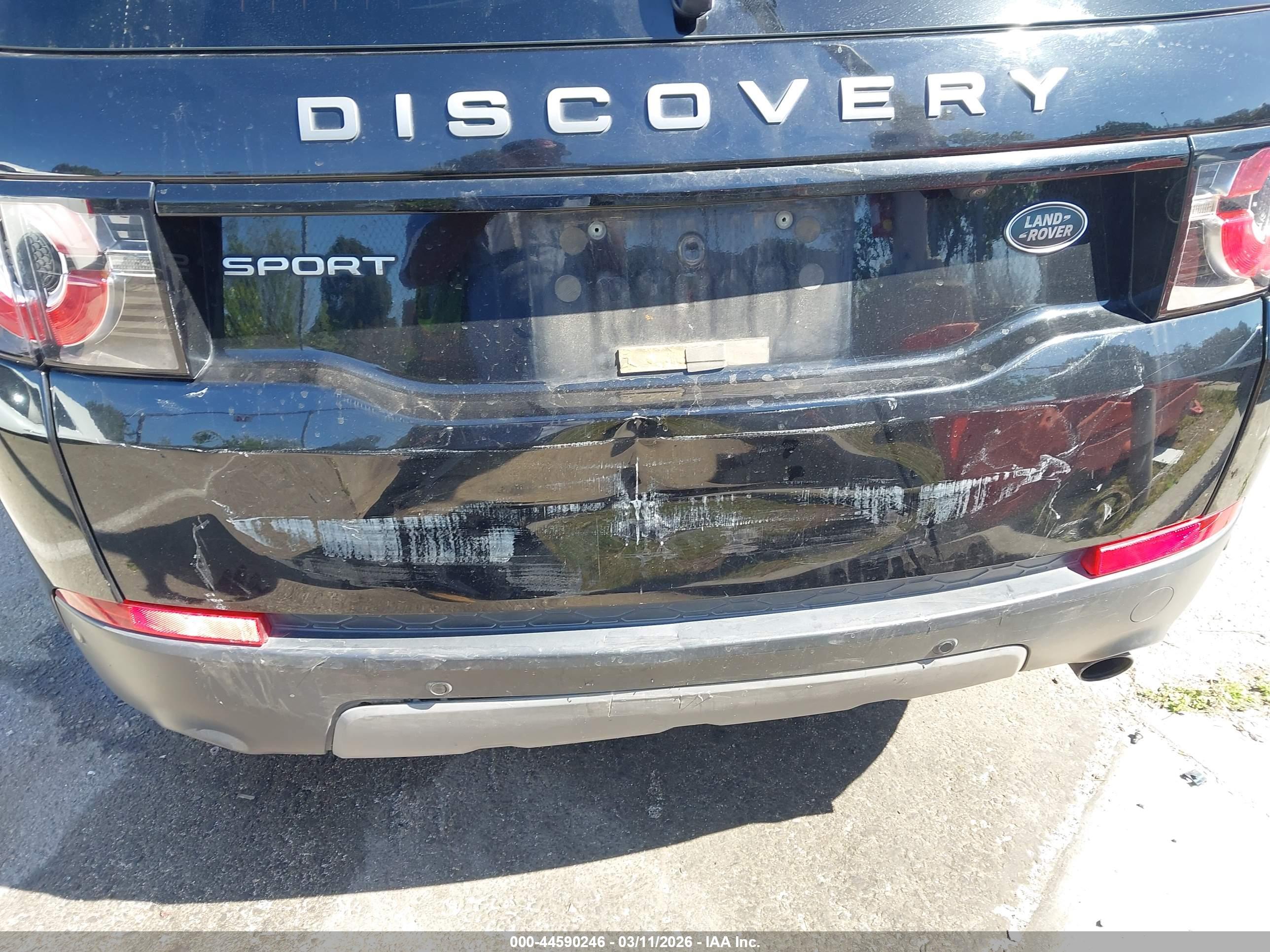 LAND ROVER image 6