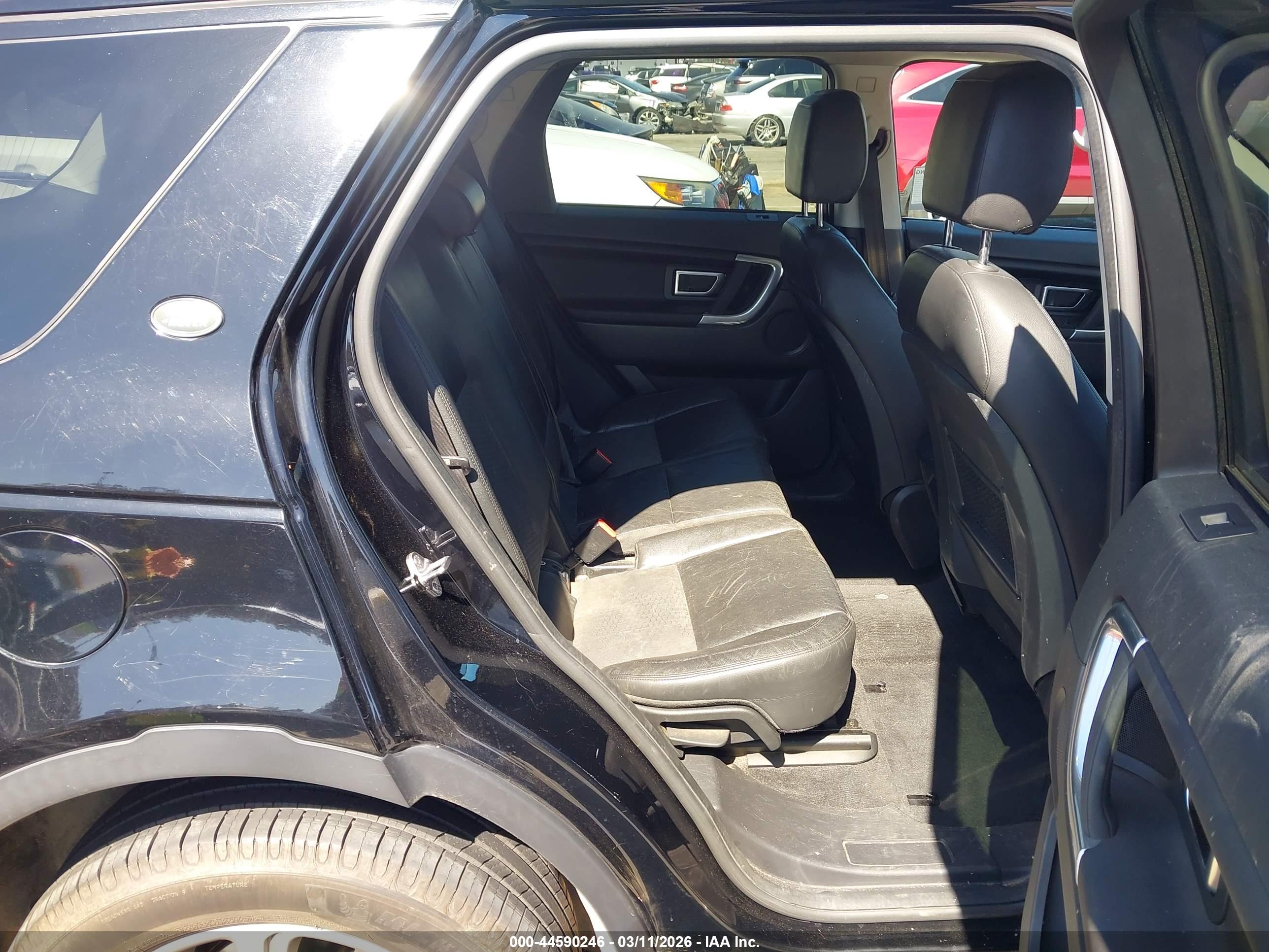 LAND ROVER image 8