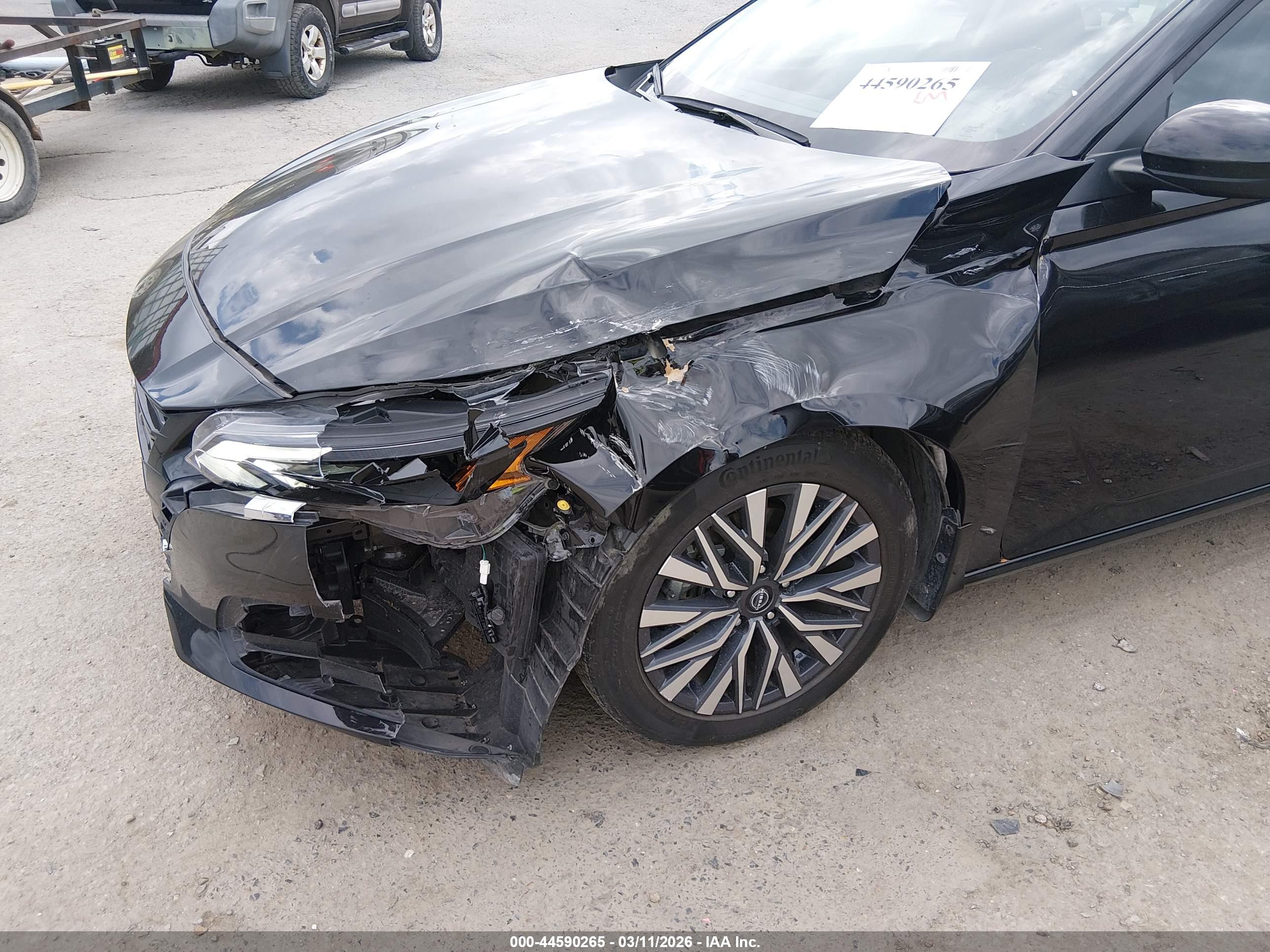 NISSAN ALTIMA image 6