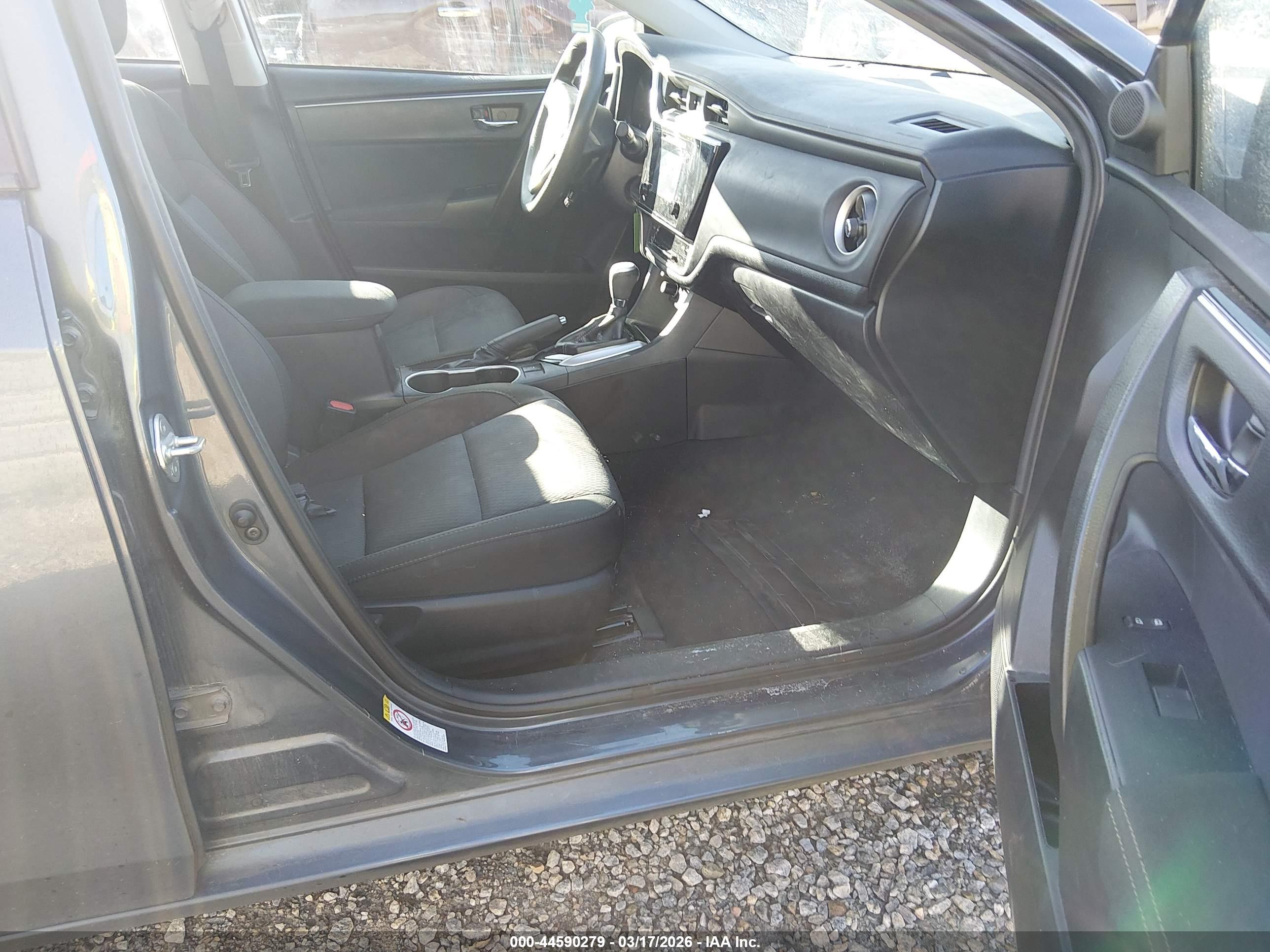 TOYOTA COROLLA image 5